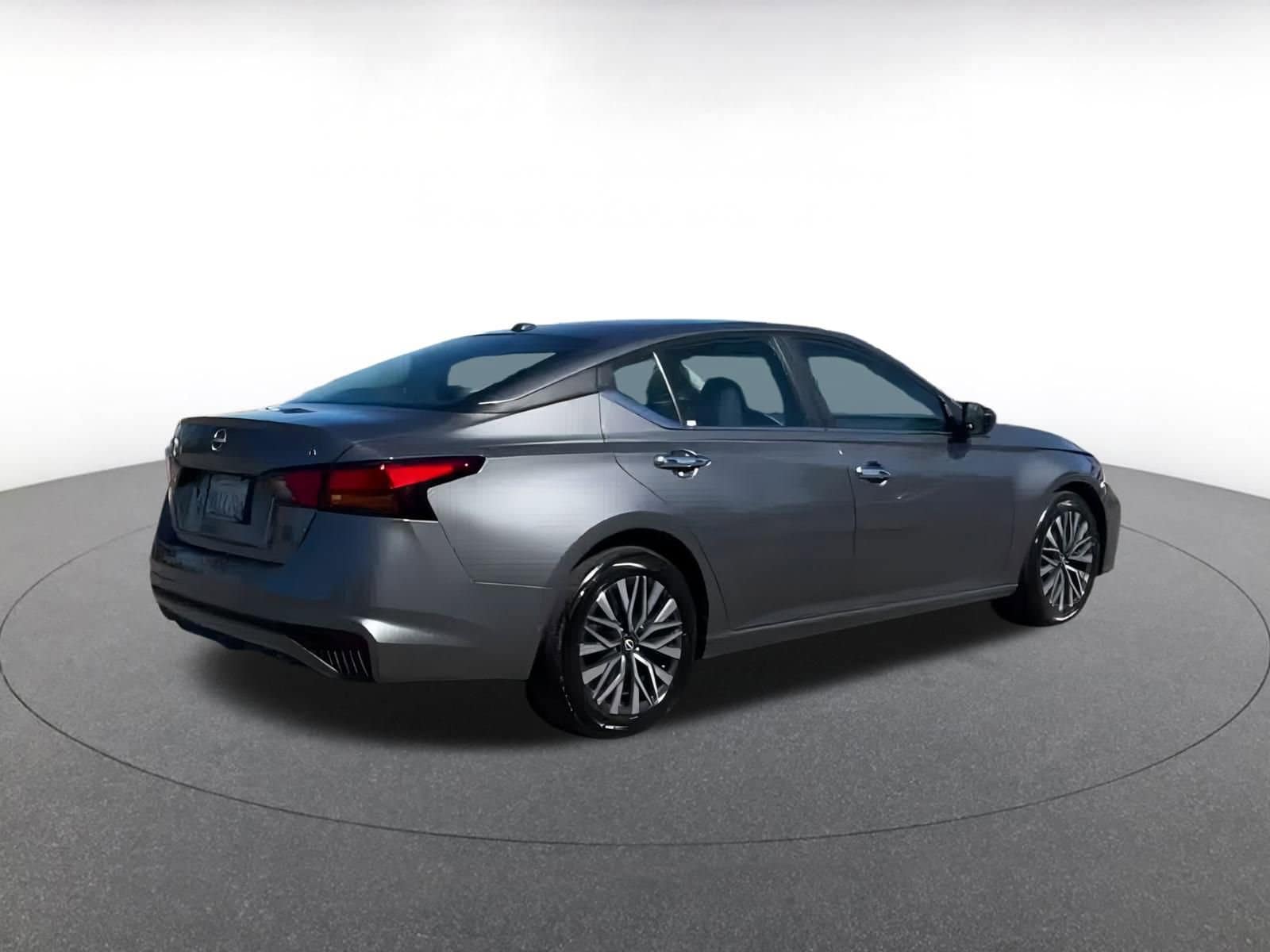 Thumbnail: 2024 Nissan Altima - 12