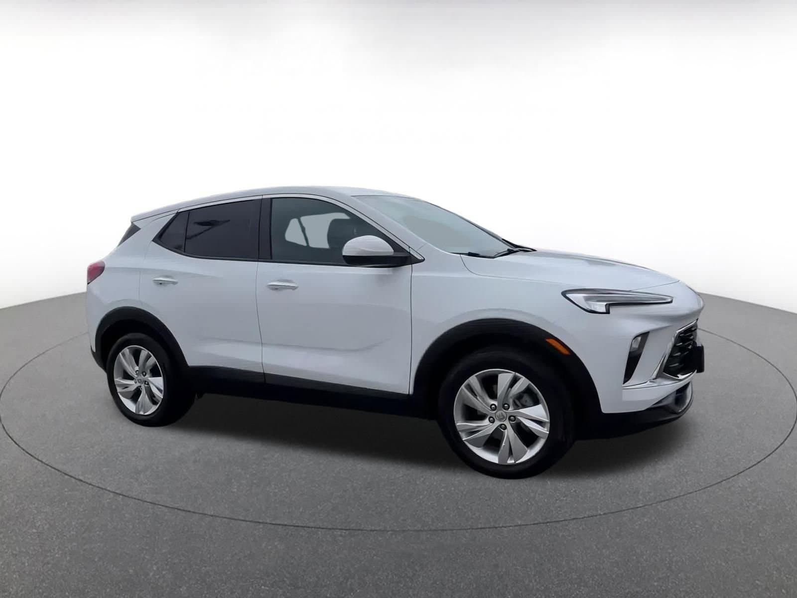 Thumbnail: 2025 Buick Encore GX - 2