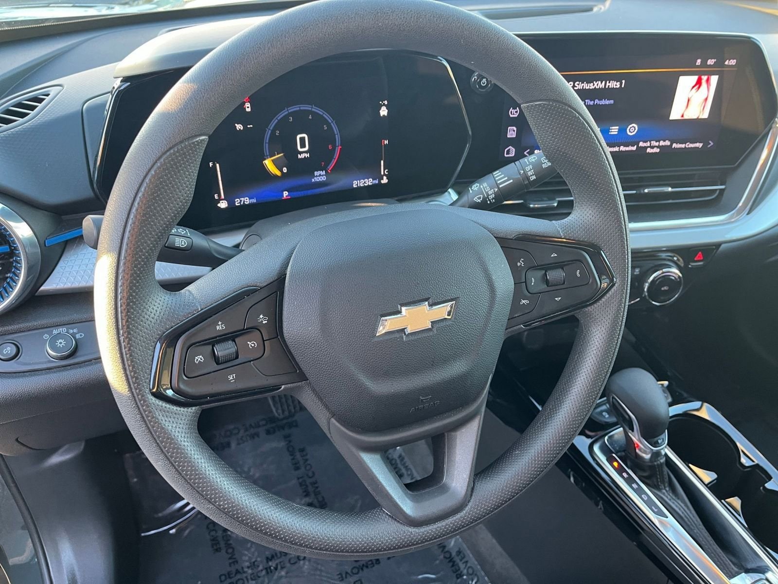 Thumbnail: 2025 Chevrolet Trax - 28