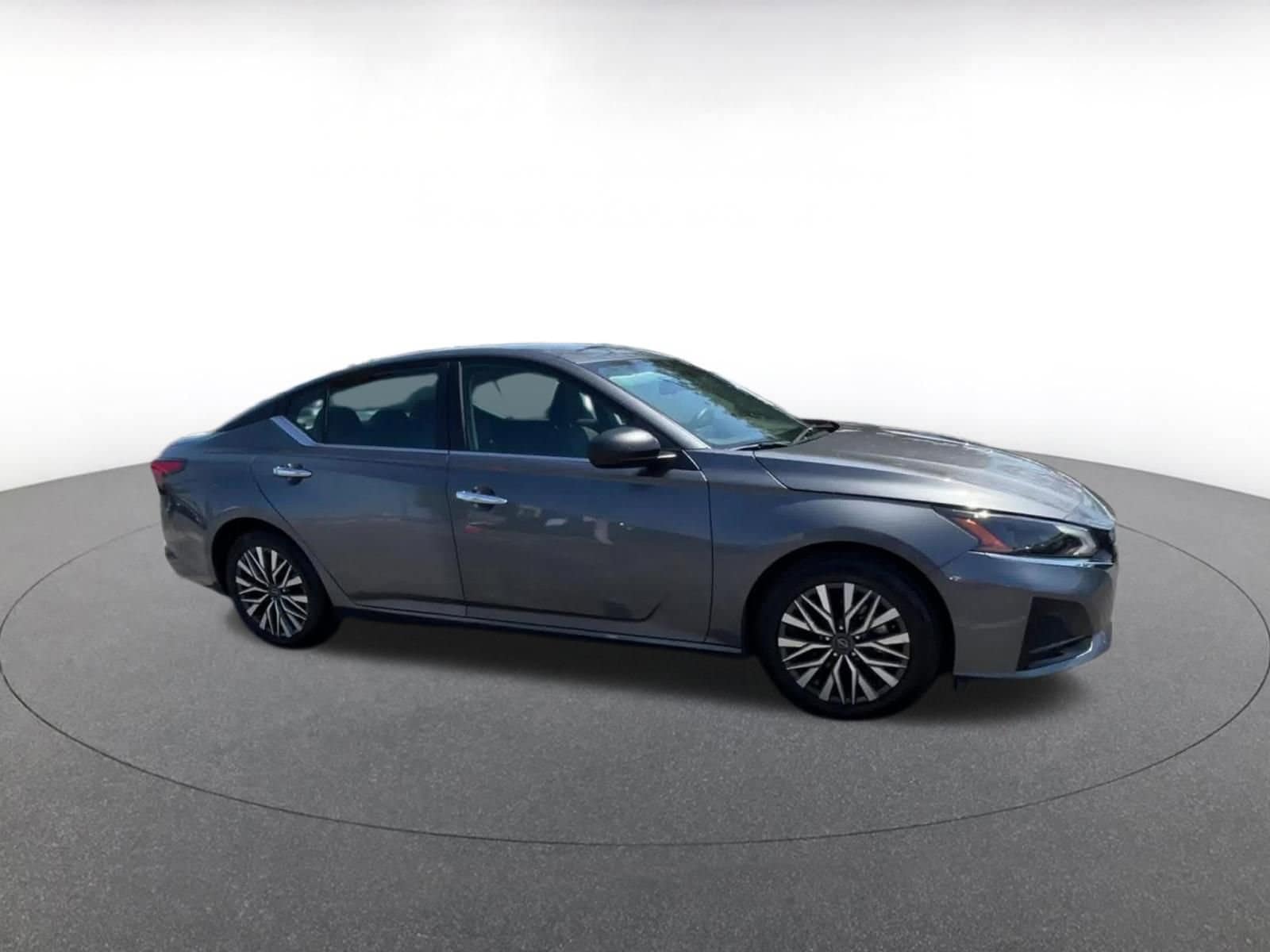 Thumbnail: 2025 Nissan Altima - 2