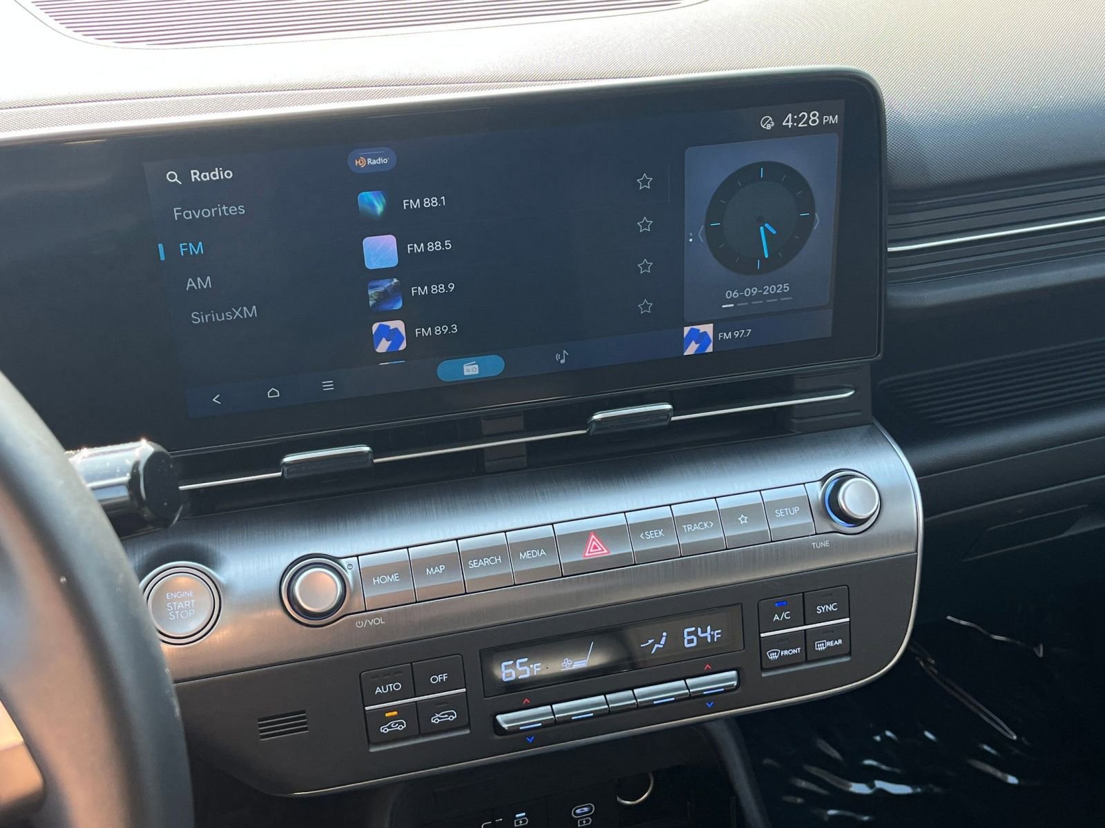 2024 Hyundai Kona SEL 17