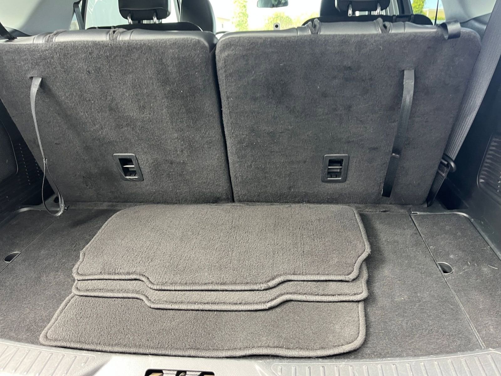 Thumbnail: 2024 Ford Explorer - 31