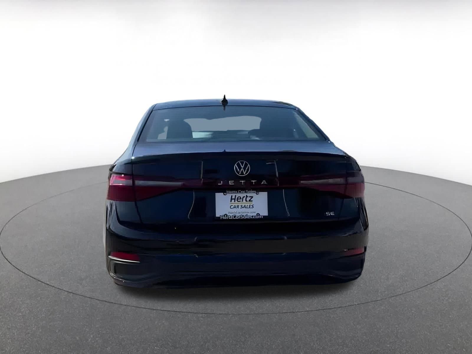 Thumbnail: 2025 Volkswagen Jetta - 12