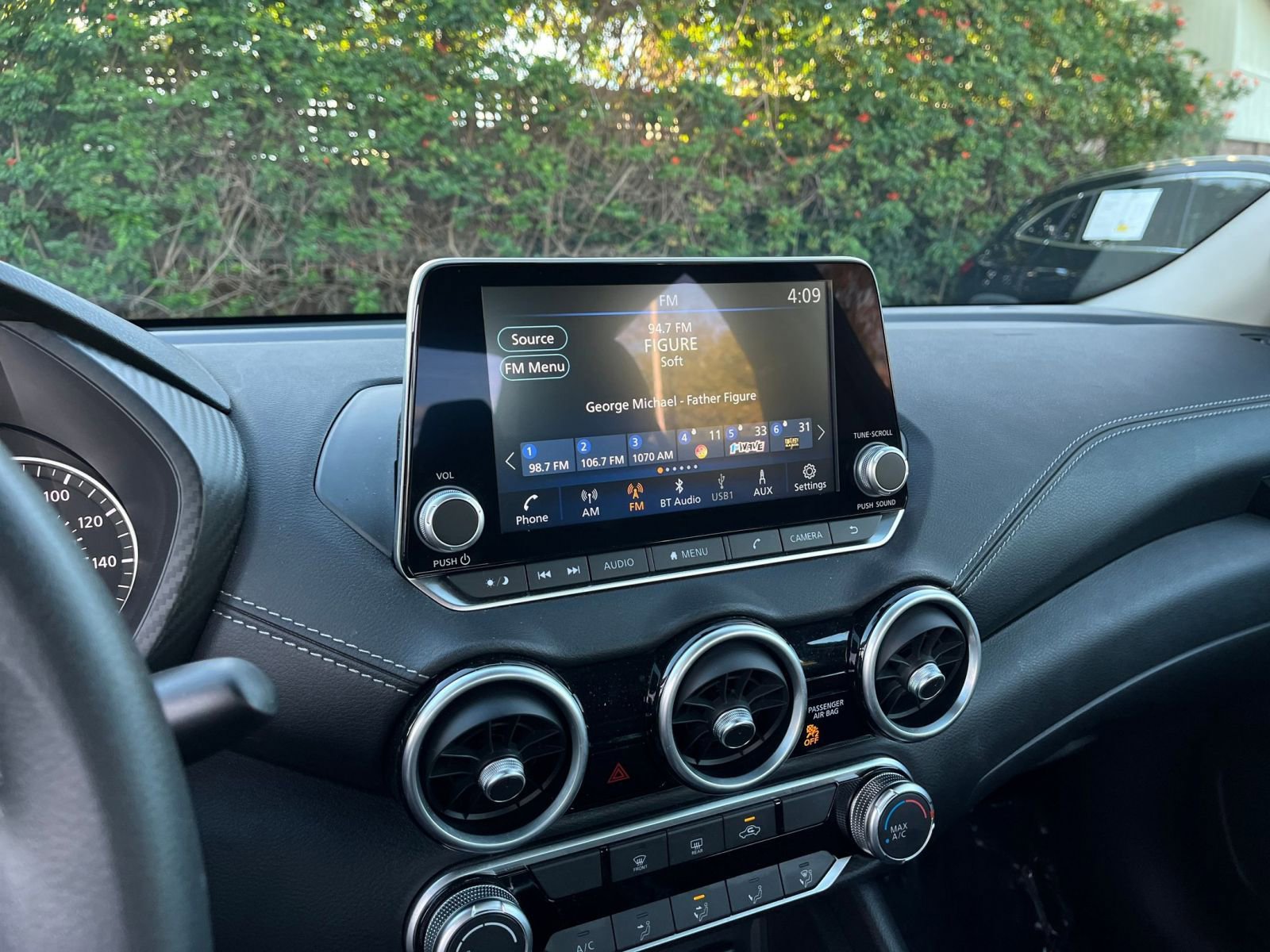 Thumbnail: 2025 Nissan Sentra - 21