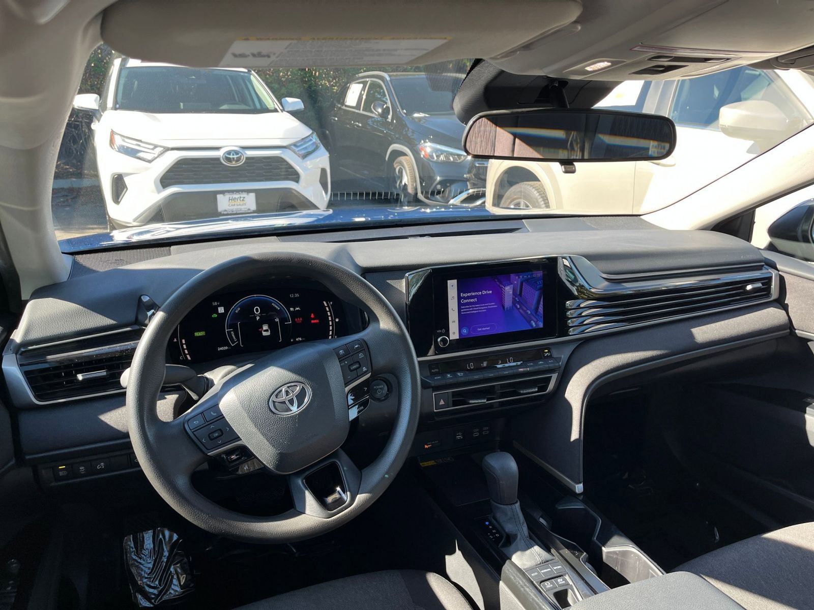 Thumbnail: 2025 Toyota Camry - 33