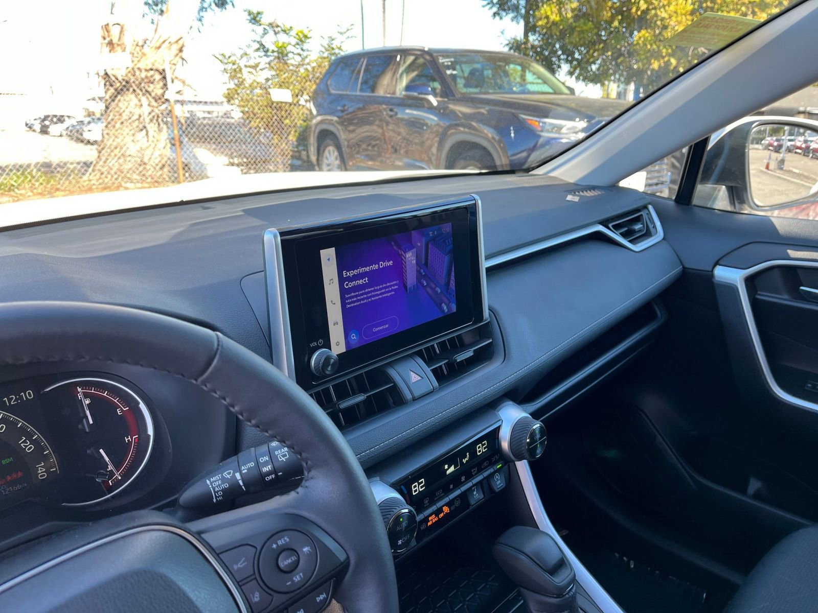 Thumbnail: 2025 Toyota RAV4 - 18