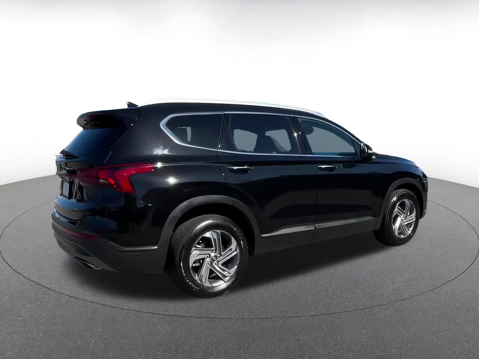 Thumbnail: 2023 Hyundai Santa Fe - 15