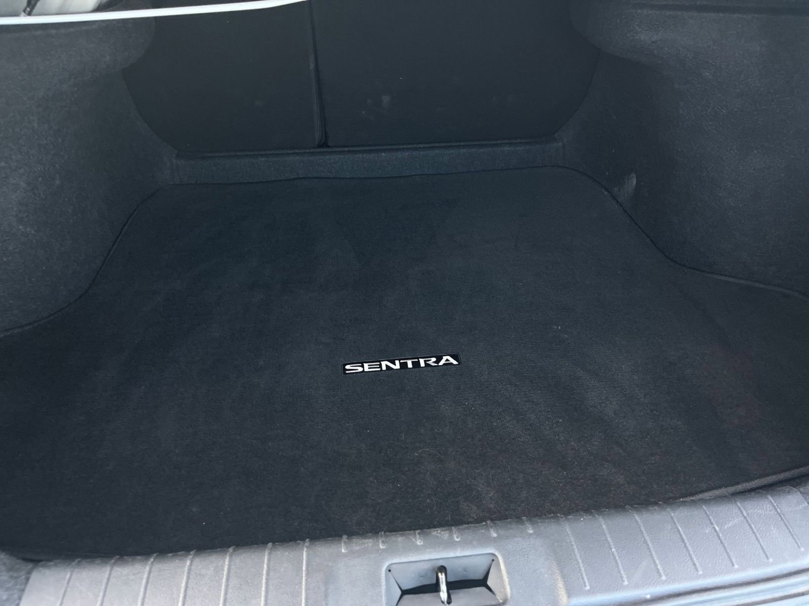 Thumbnail: 2025 Nissan Sentra - 31