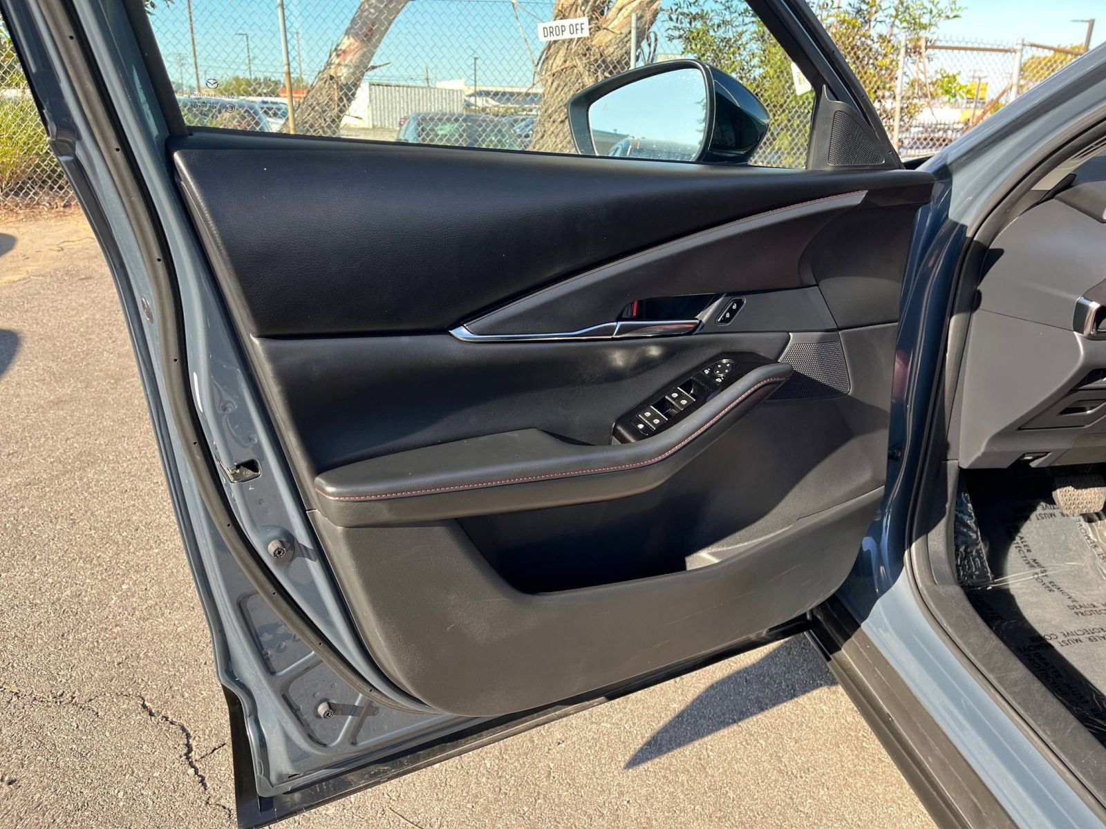 Thumbnail: 2025 Mazda CX-30 - 18