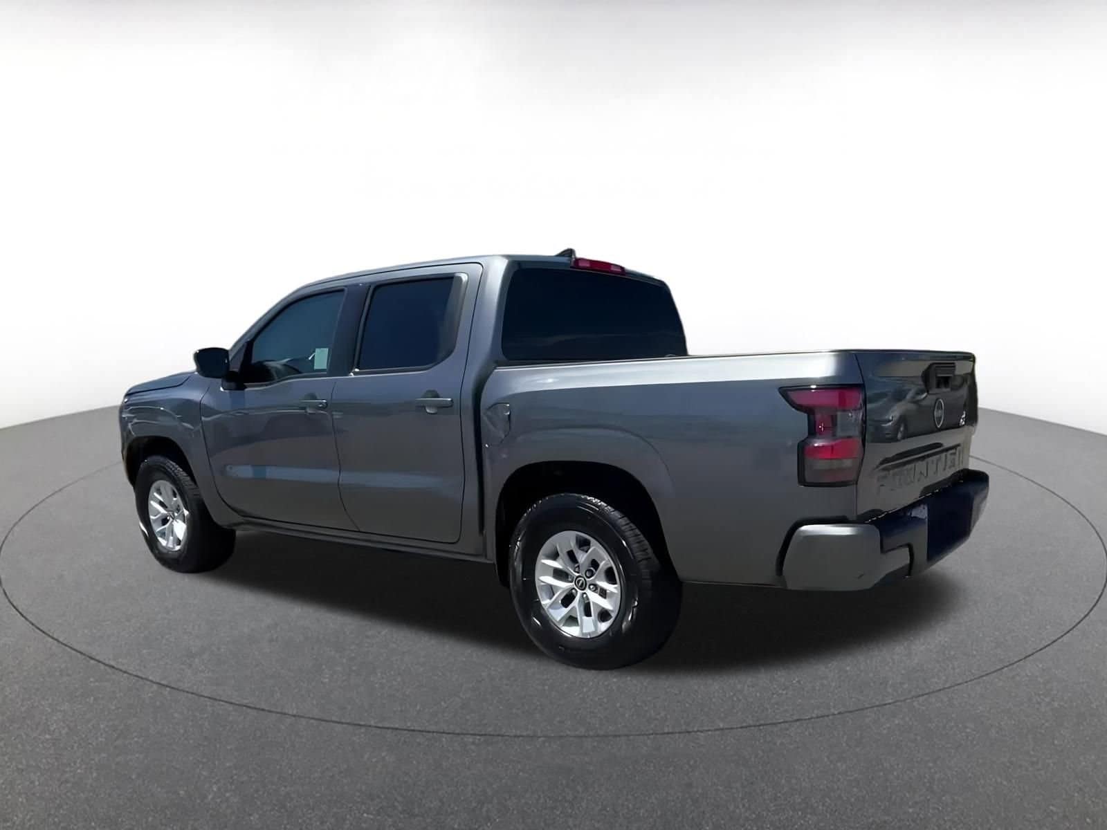 Thumbnail: 2024 Nissan Frontier - 9
