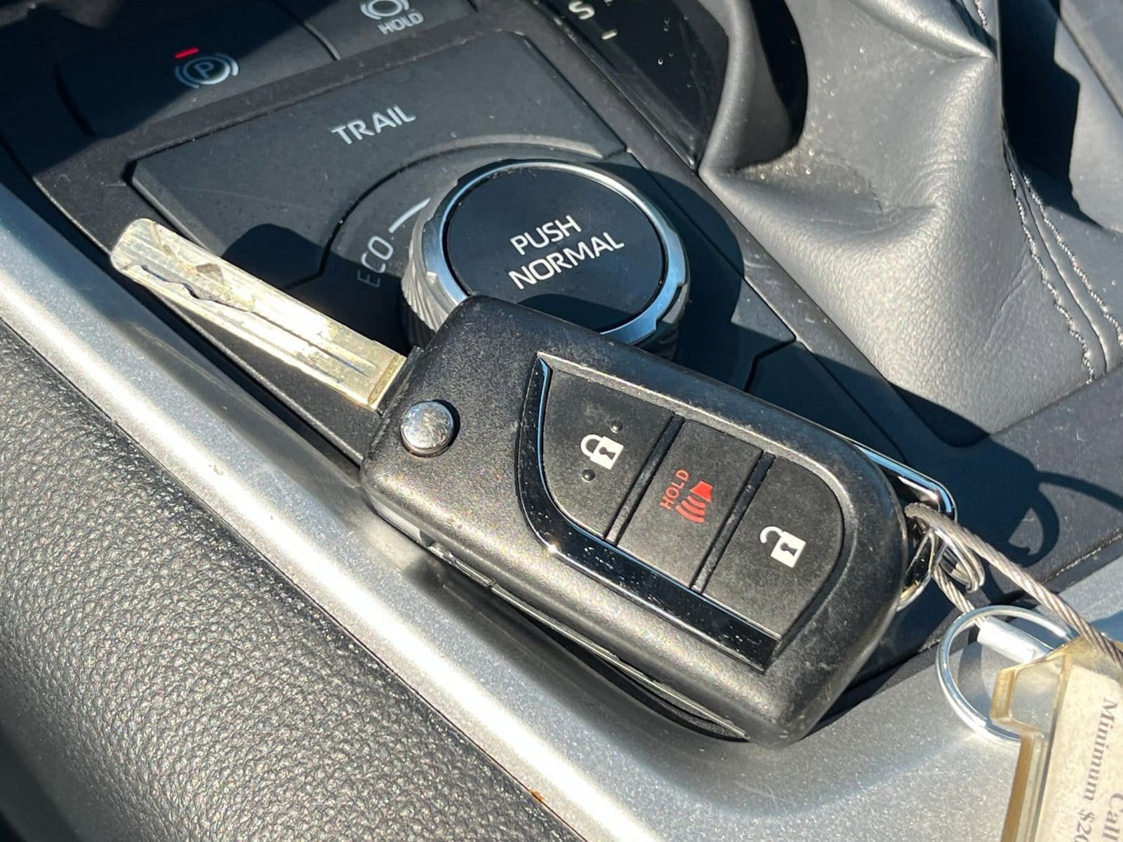 Thumbnail: 2025 Toyota RAV4 - 22