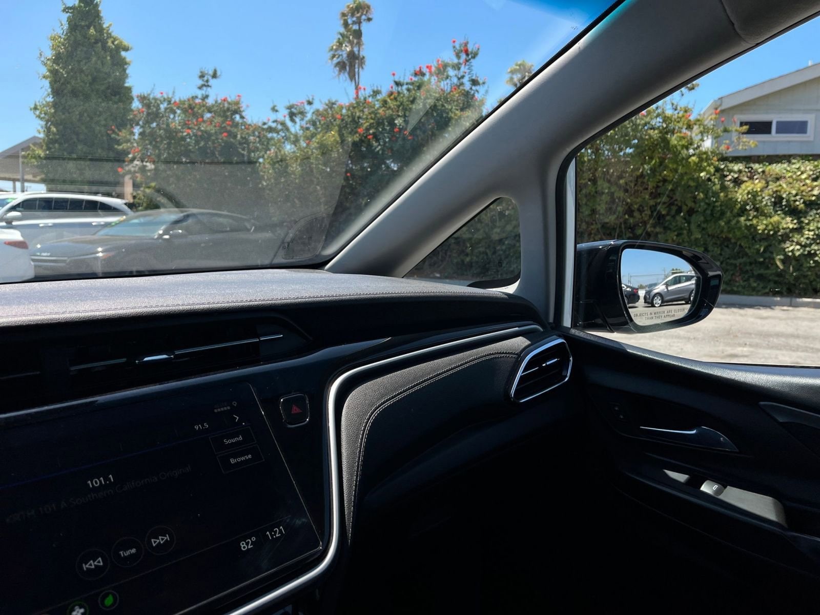 Thumbnail: 2023 Chevrolet Bolt EV - 34