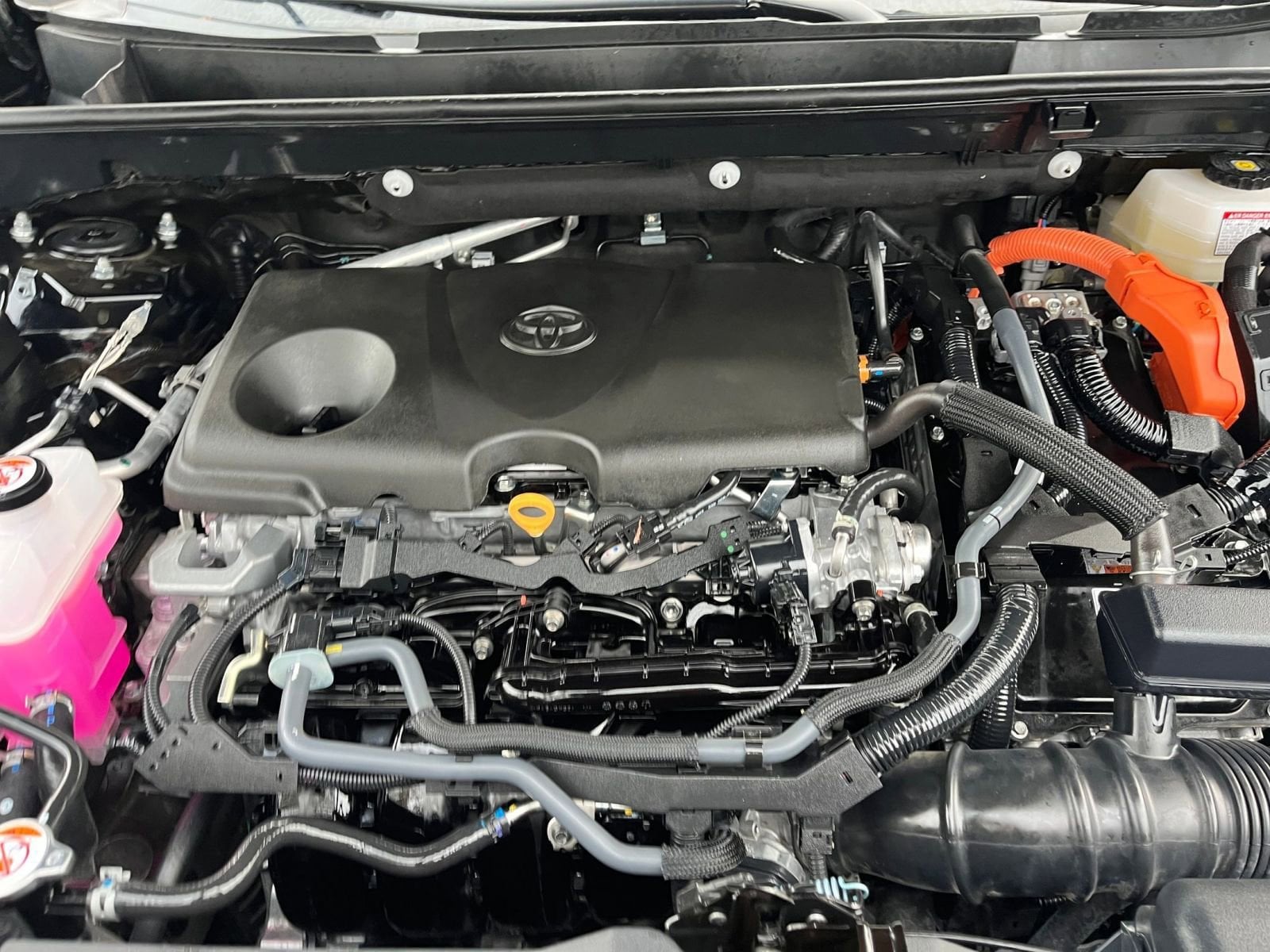 Thumbnail: 2025 Toyota RAV4 - 32