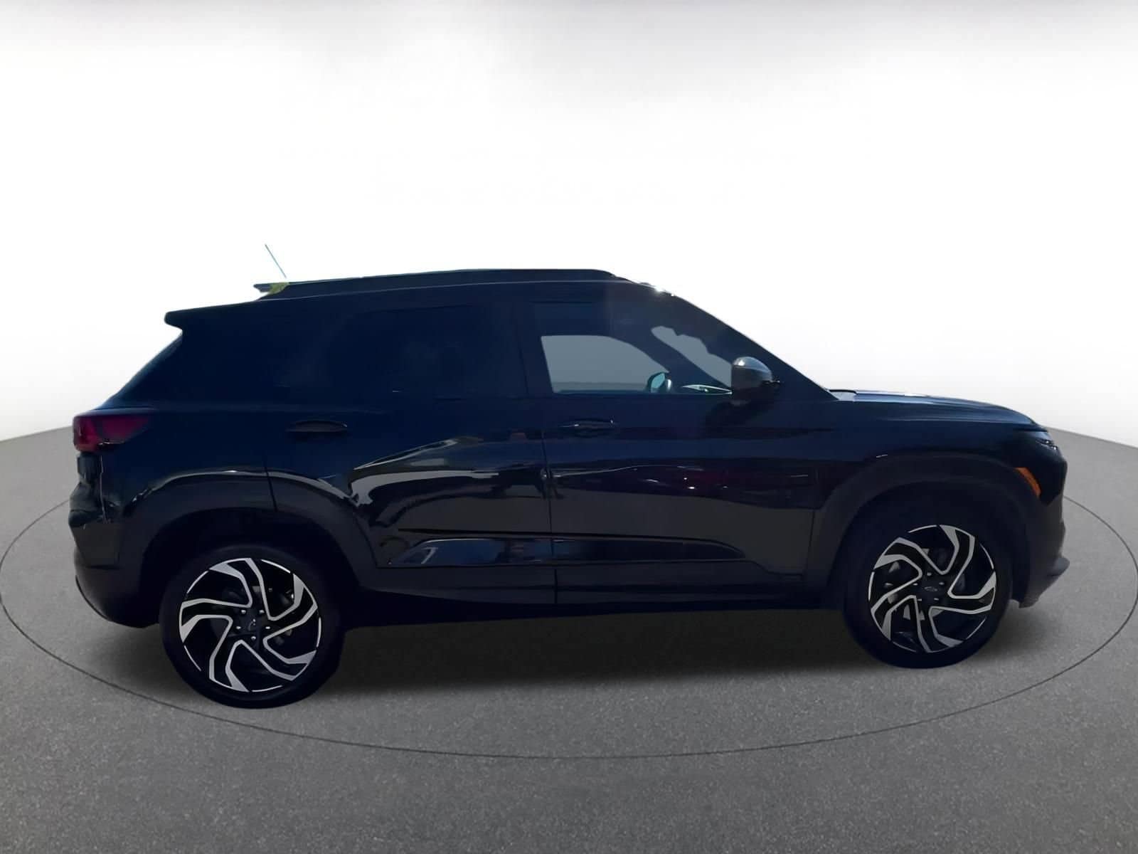 Thumbnail: 2024 Chevrolet TrailBlazer - 16