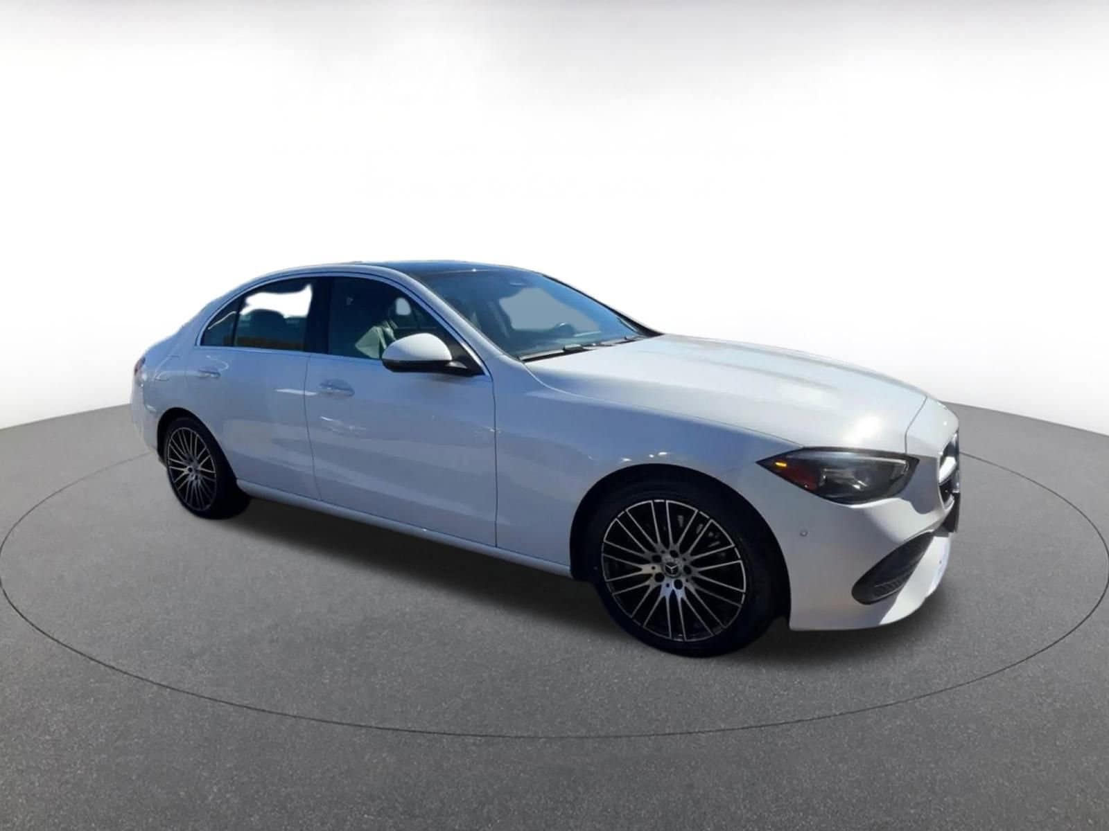 Thumbnail: 2024 Mercedes-Benz C-Class - 2