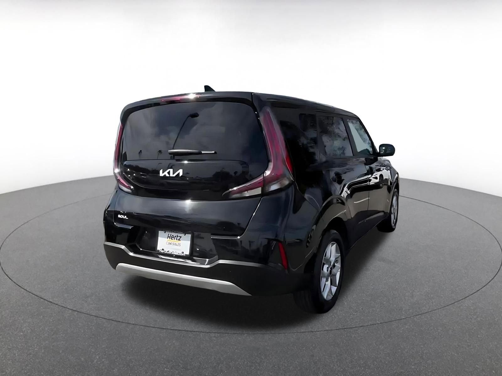 Thumbnail: 2025 Kia Soul - 15