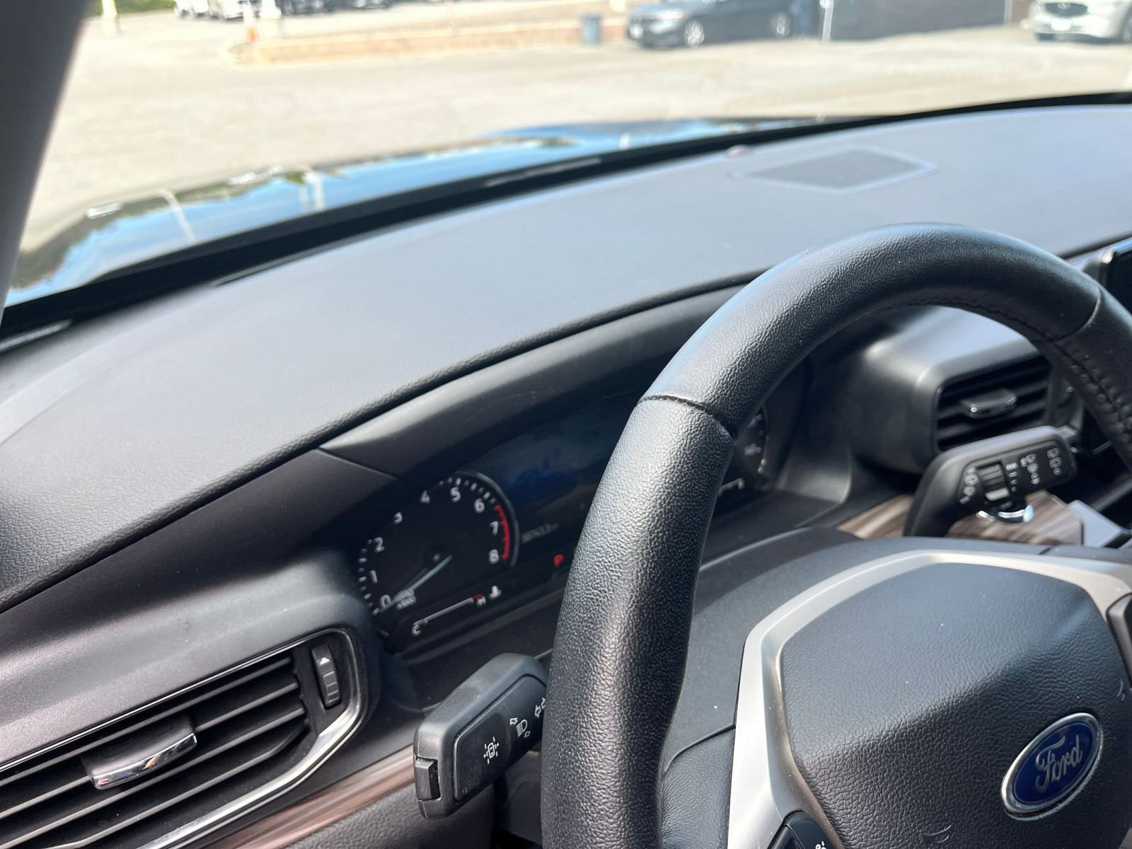 Thumbnail: 2024 Ford Explorer - 34