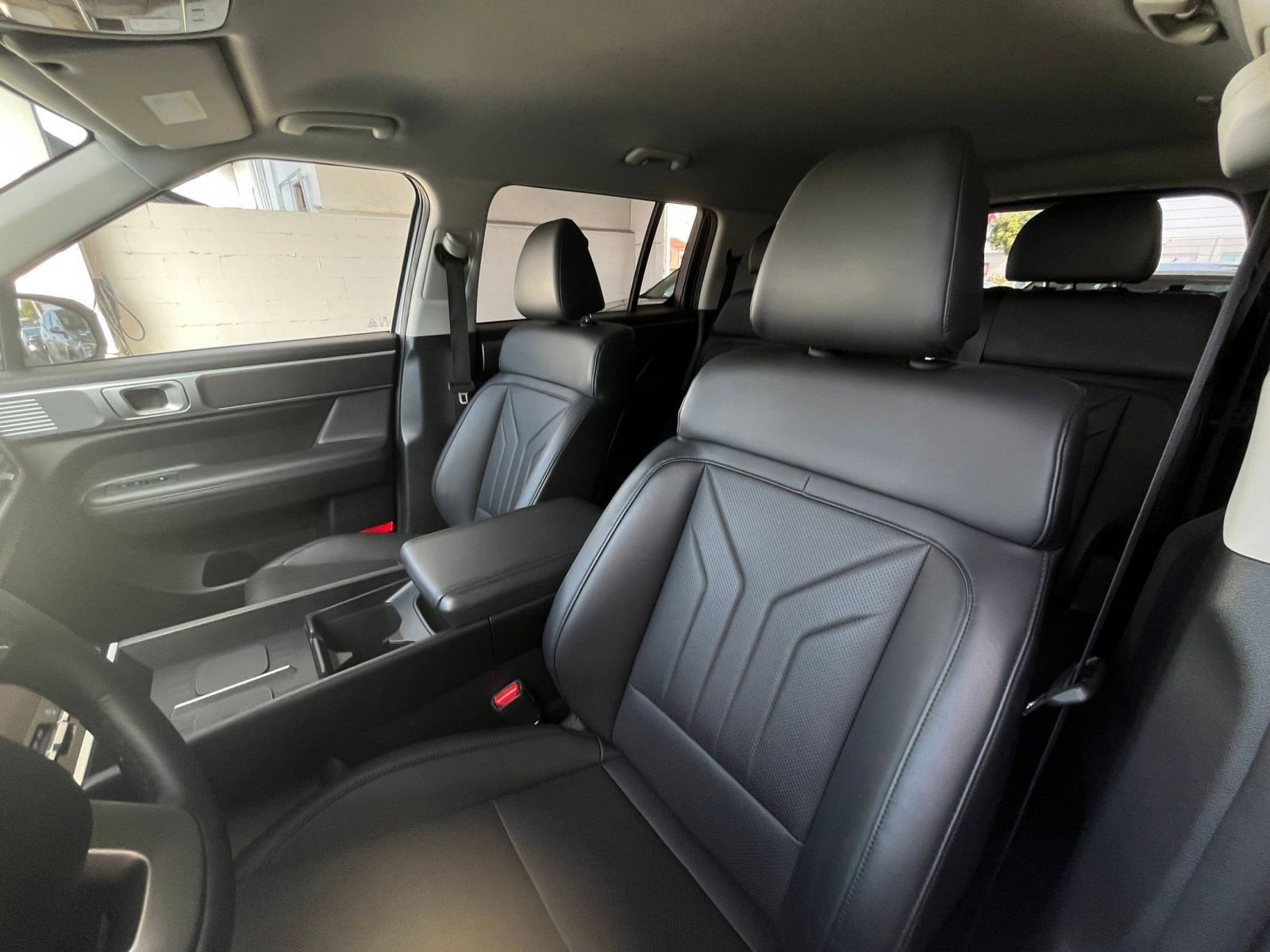 Thumbnail: 2025 Hyundai Santa Fe - 27