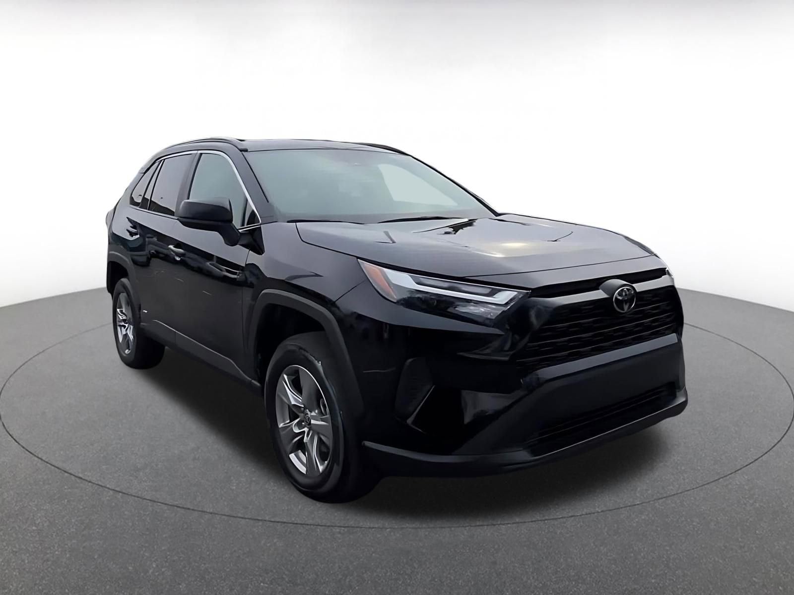 Thumbnail: 2025 Toyota RAV4 - 3
