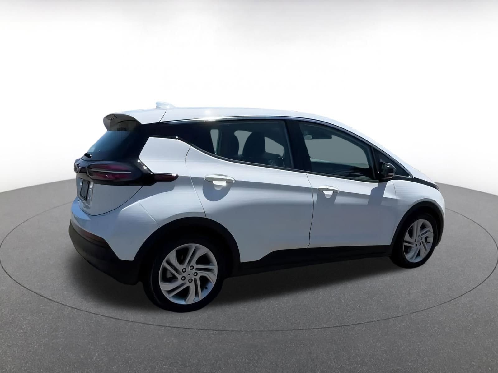 Thumbnail: 2023 Chevrolet Bolt EV - 11