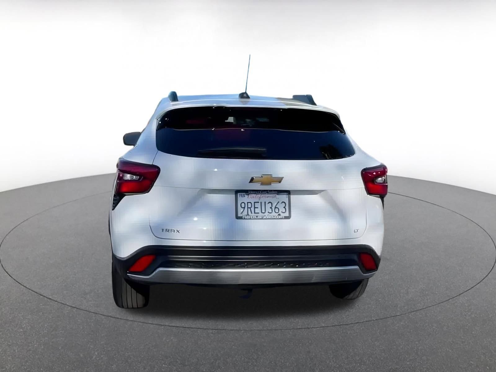 Thumbnail: 2025 Chevrolet Trax - 11