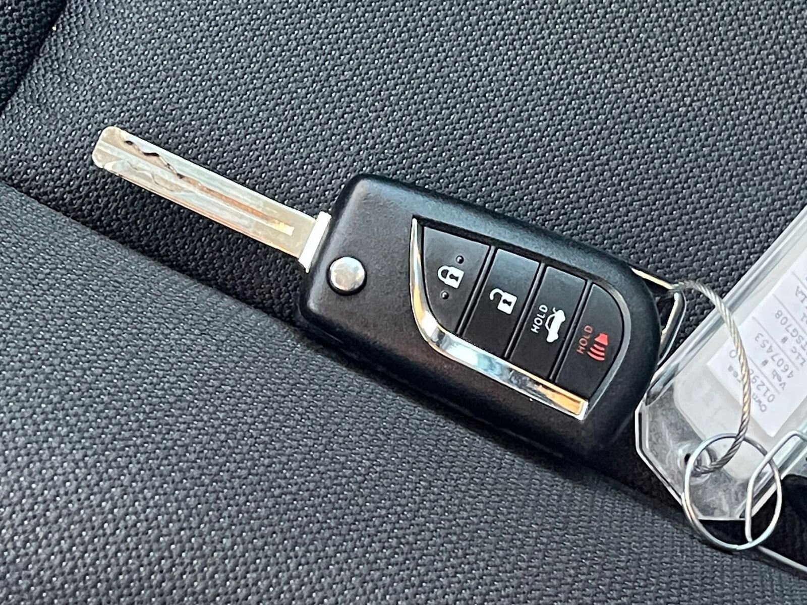 Thumbnail: 2025 Toyota Corolla - 21