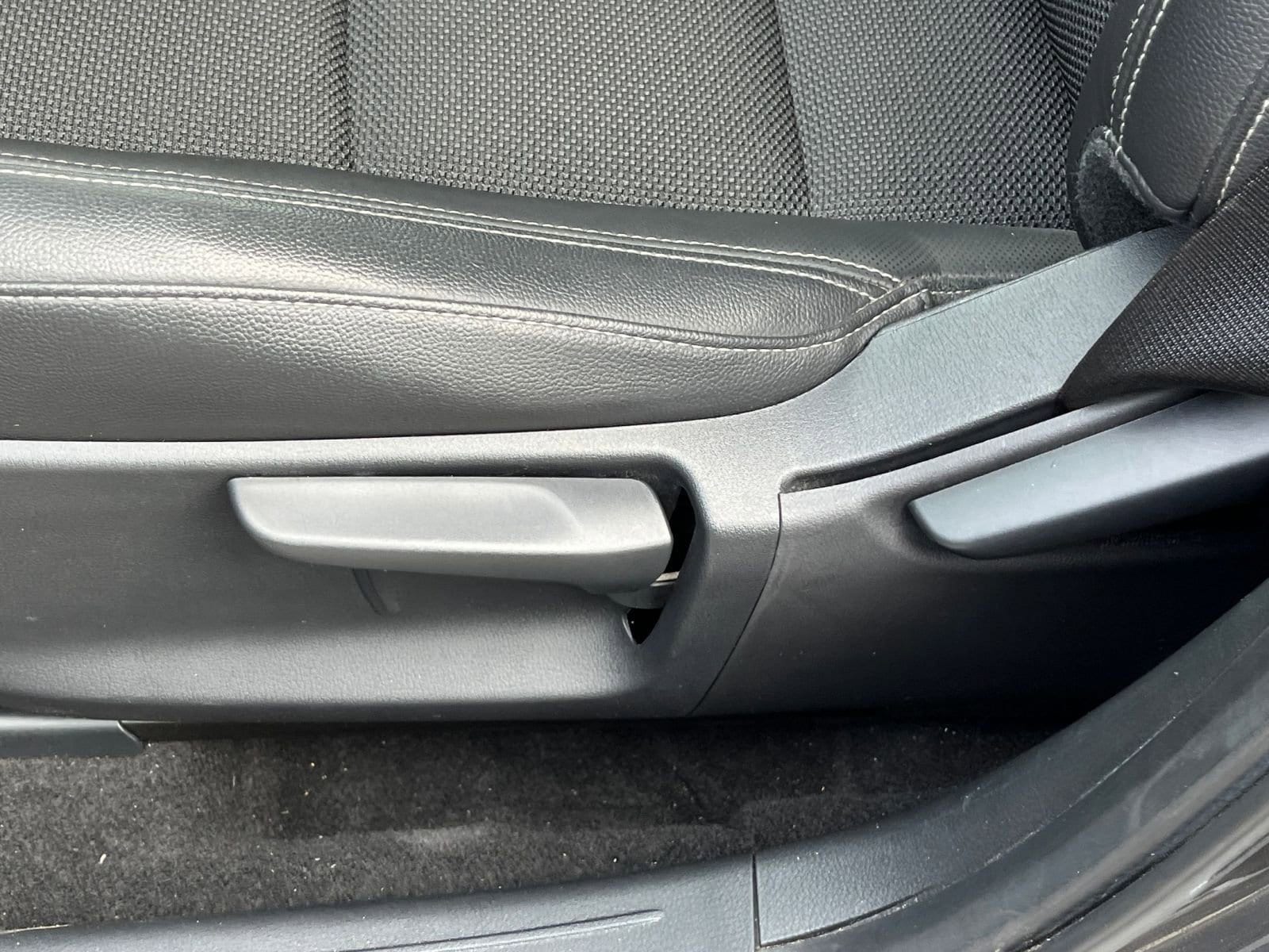 Thumbnail: 2025 Mazda CX-50 - 23