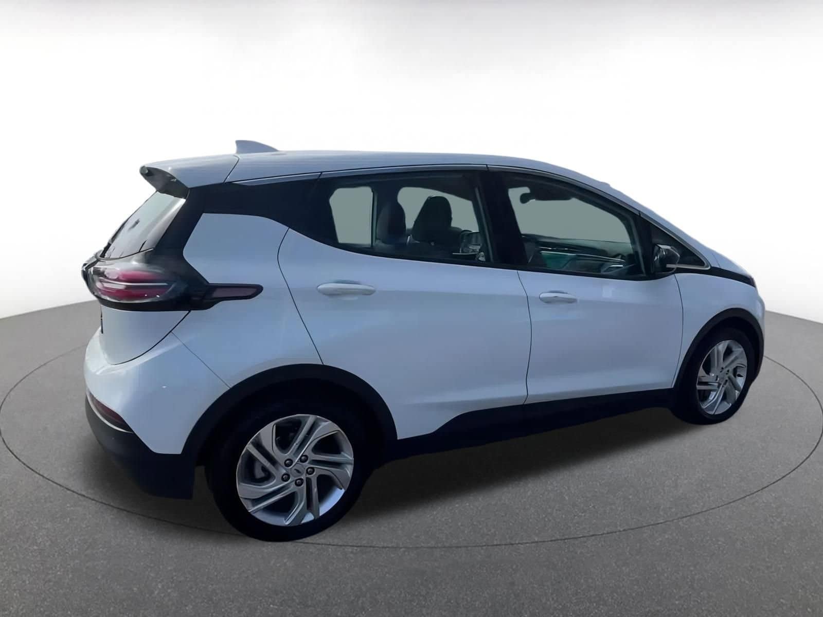 Thumbnail: 2023 Chevrolet Bolt EV - 15