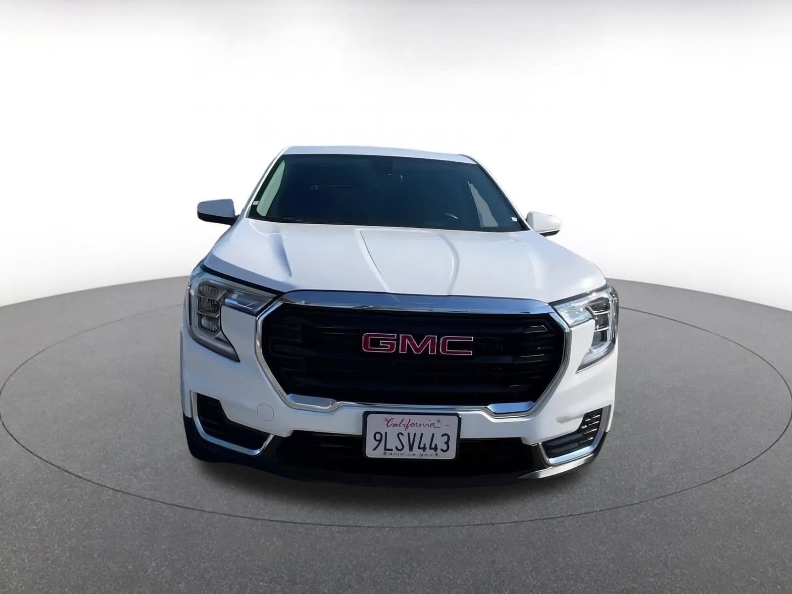 Thumbnail: 2024 GMC Terrain - 4