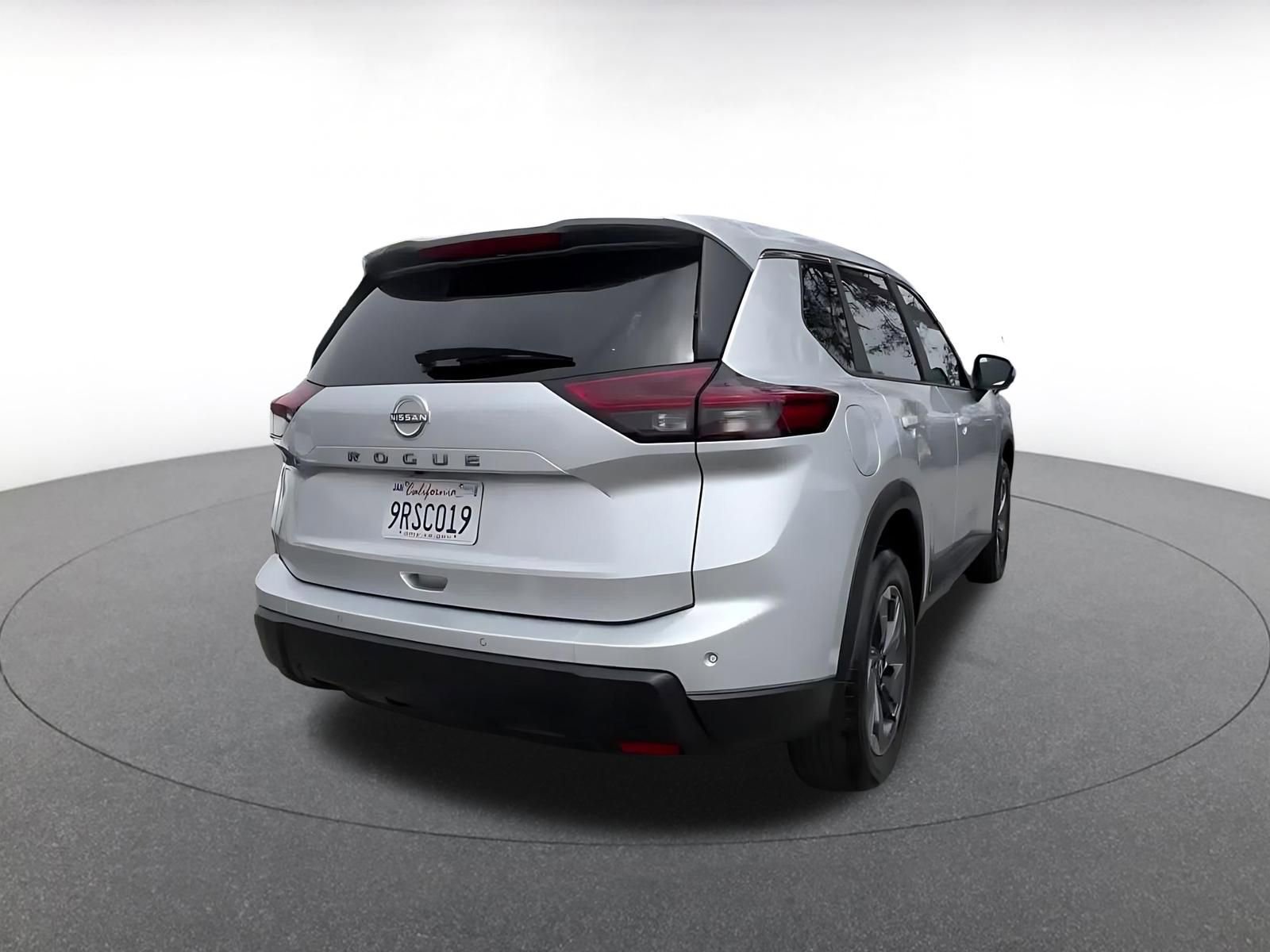 Thumbnail: 2025 Nissan Rogue - 15