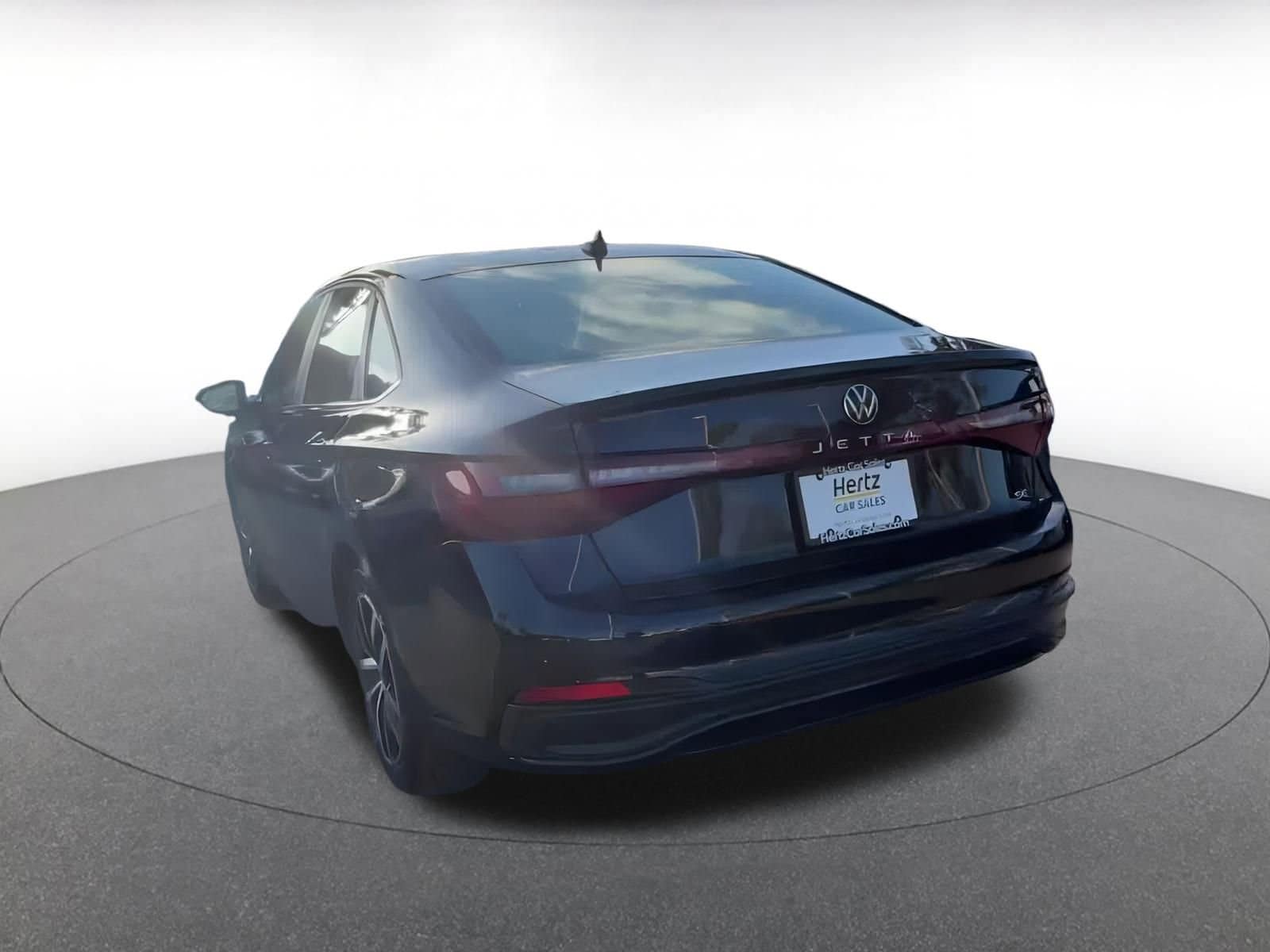 Thumbnail: 2025 Volkswagen Jetta - 11