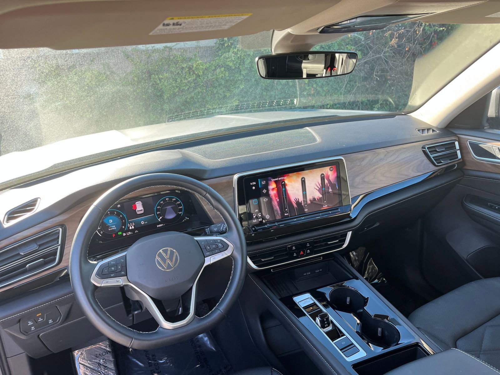 Thumbnail: 2025 Volkswagen Atlas - 33