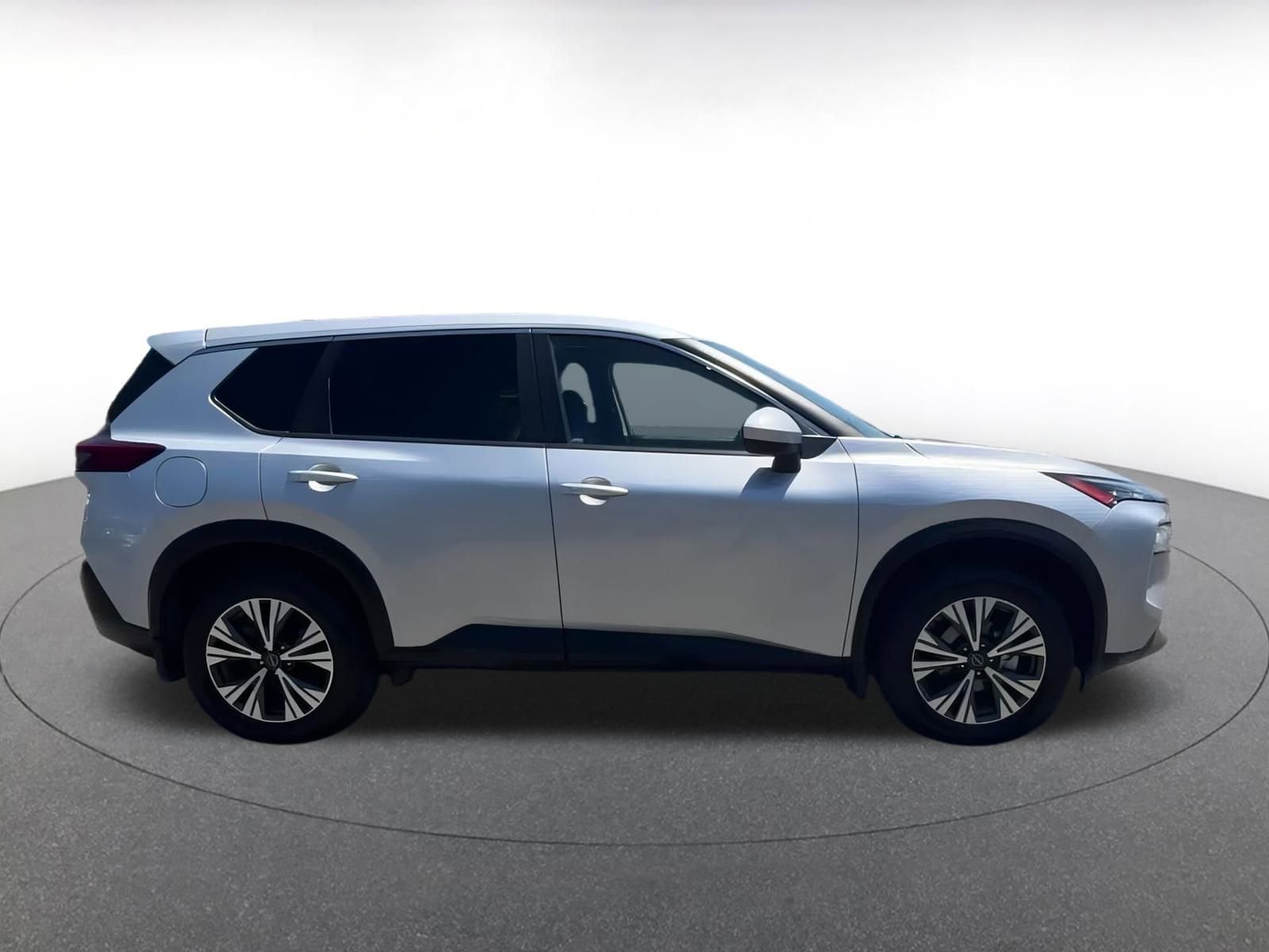 Thumbnail: 2023 Nissan Rogue - 13