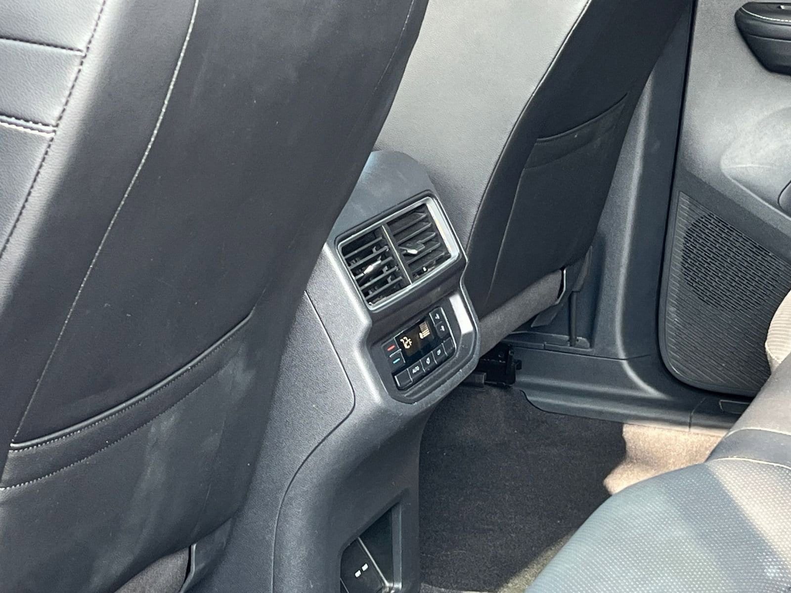 Thumbnail: 2025 Volkswagen Atlas - 24