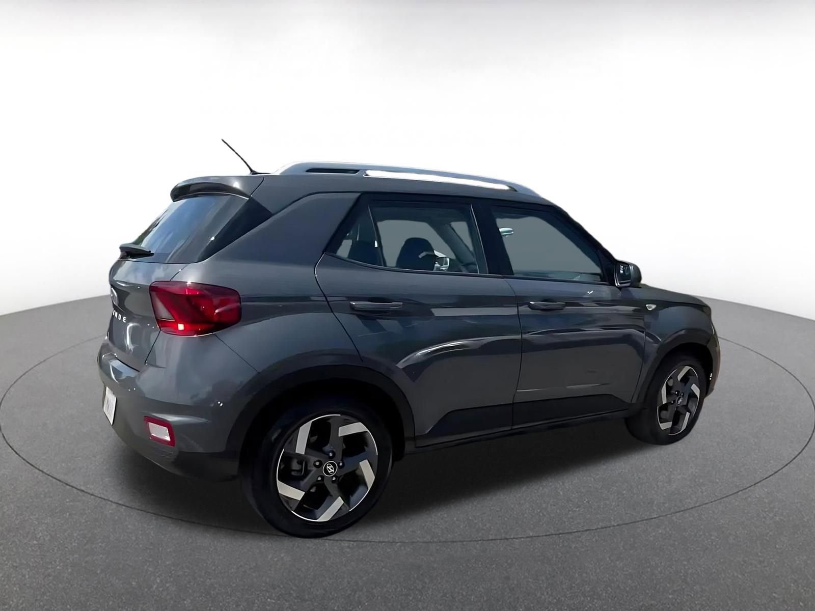 Thumbnail: 2025 Hyundai Venue - 15