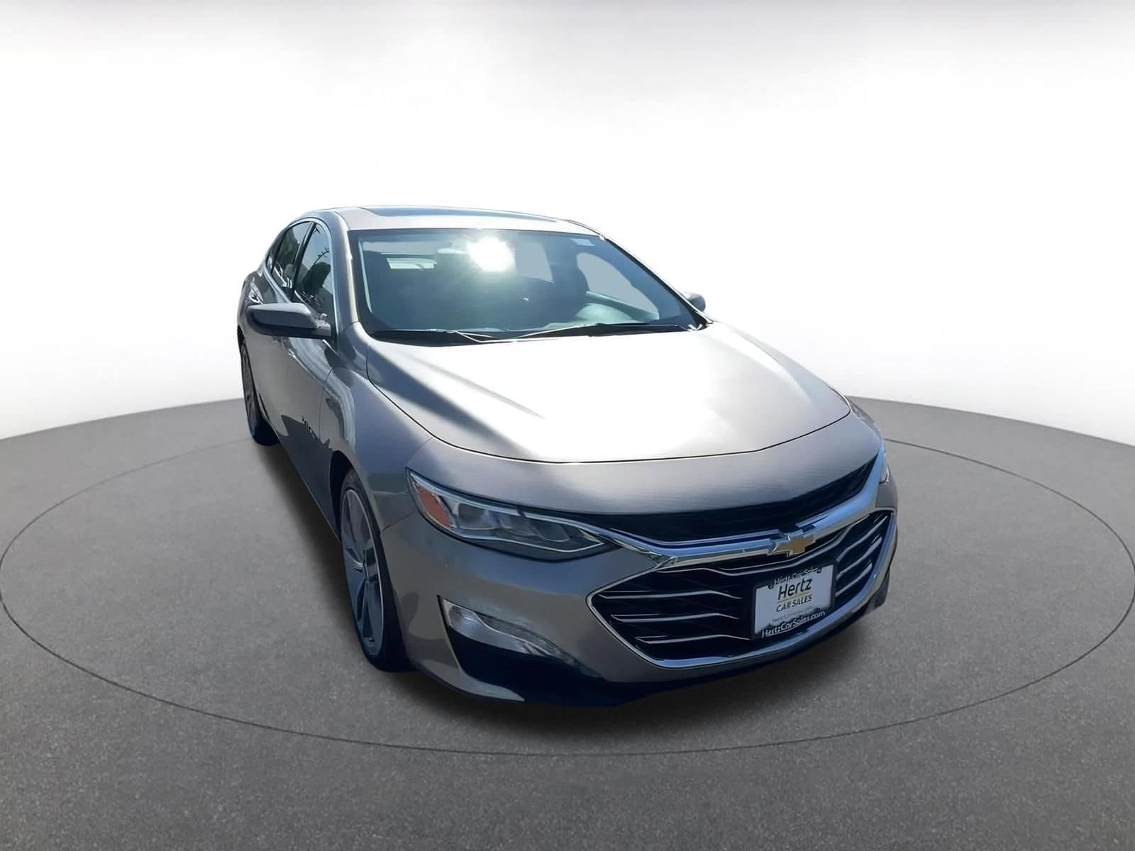 Thumbnail: 2024 Chevrolet Malibu - 3