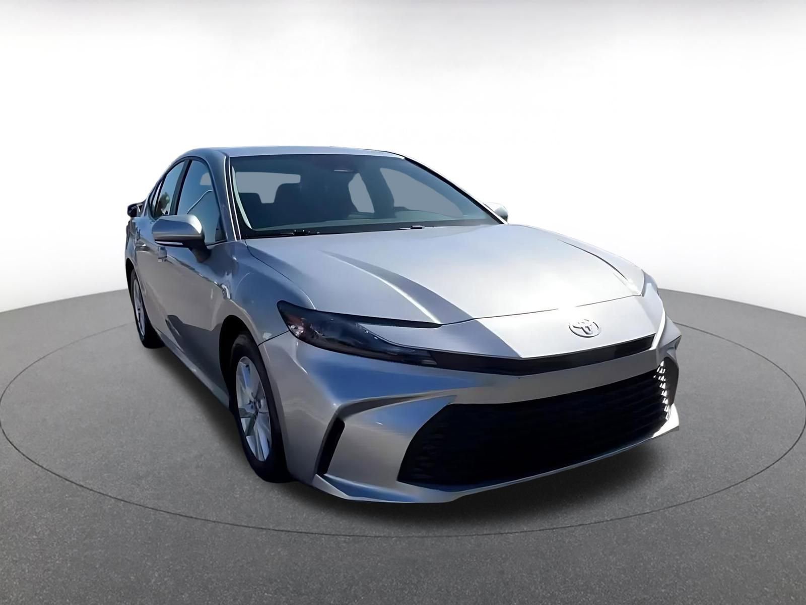 Thumbnail: 2025 Toyota Camry - 3