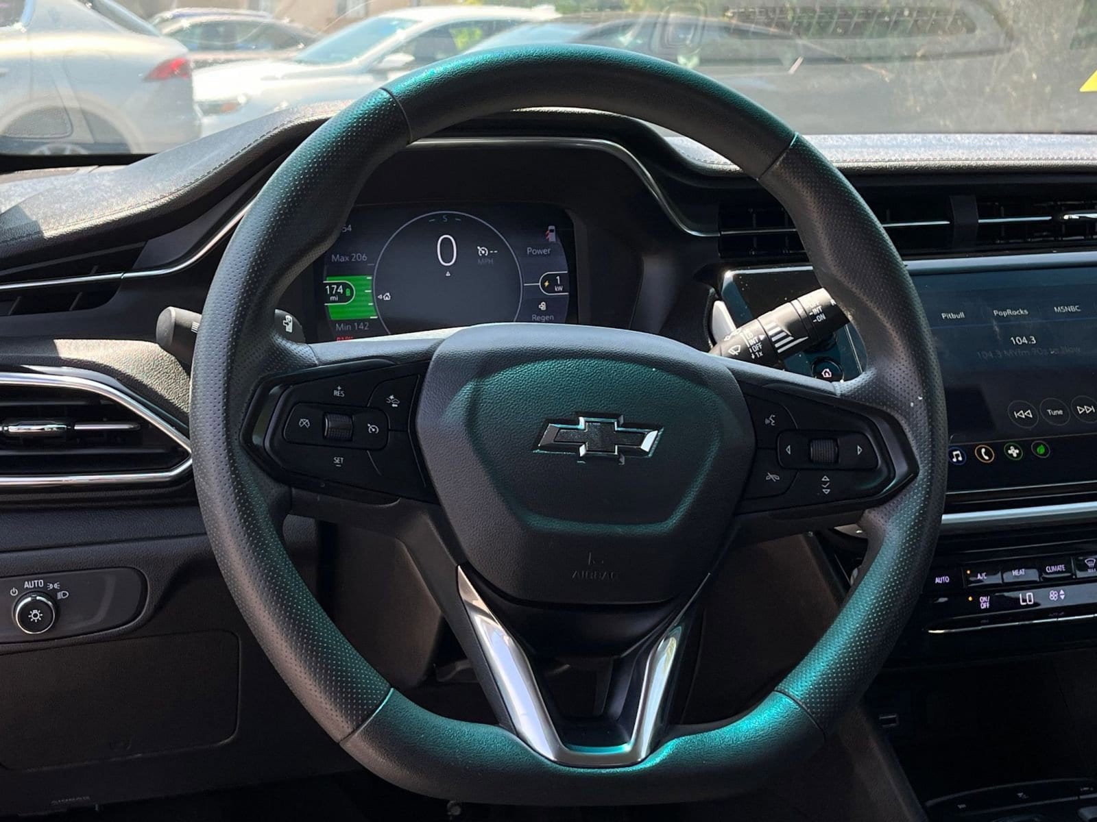 Thumbnail: 2023 Chevrolet Bolt EV - 27