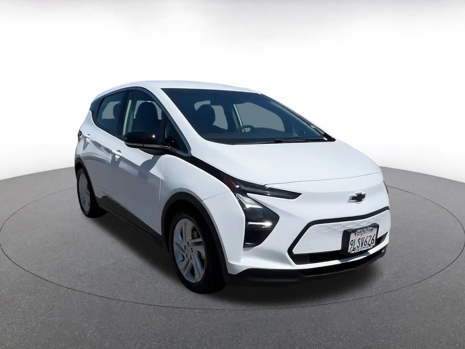 Thumbnail: 2023 Chevrolet Bolt EV - 3