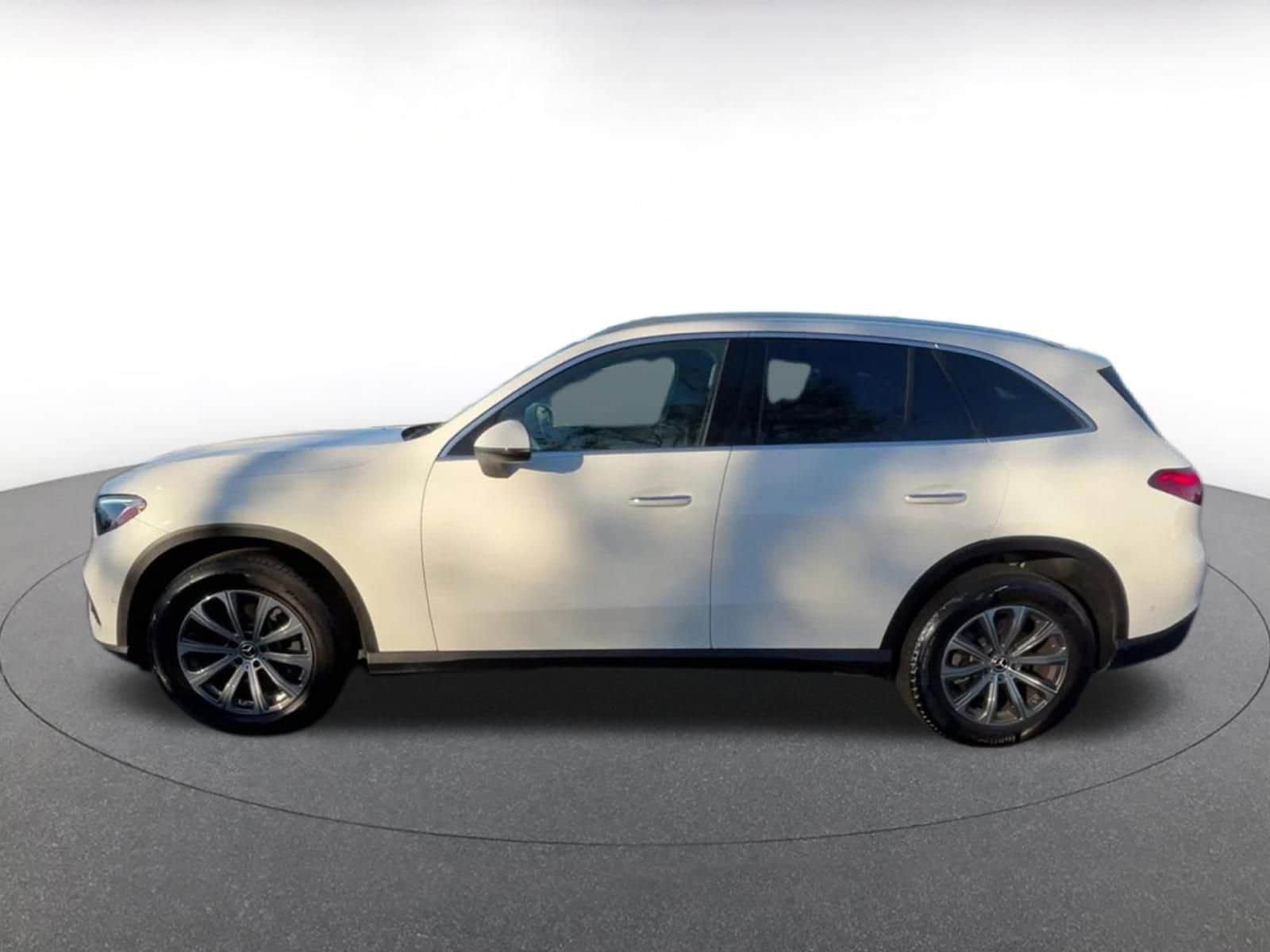 Thumbnail: 2024 Mercedes-Benz GLC - 9