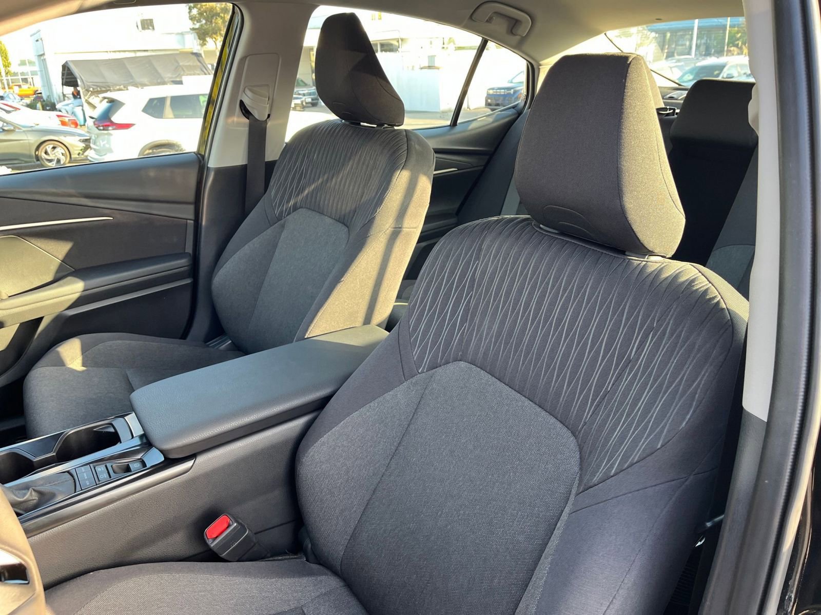 Thumbnail: 2025 Toyota Camry - 27