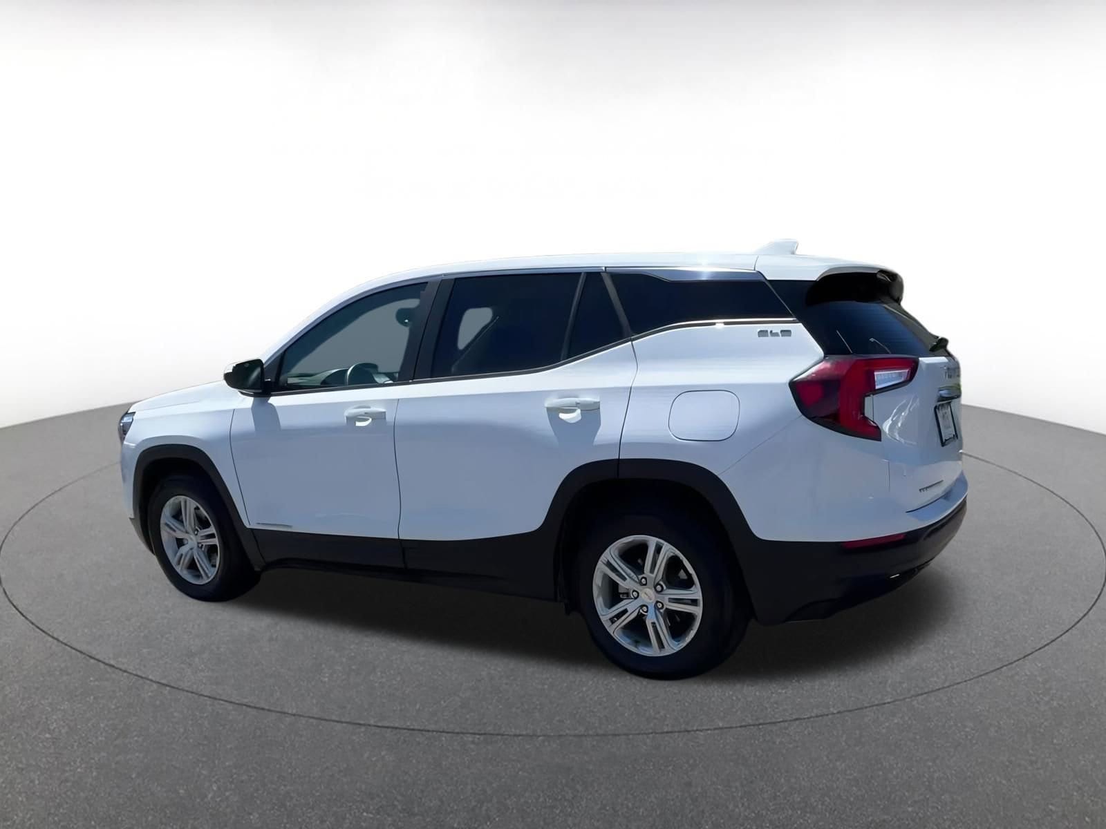 Thumbnail: 2024 GMC Terrain - 10
