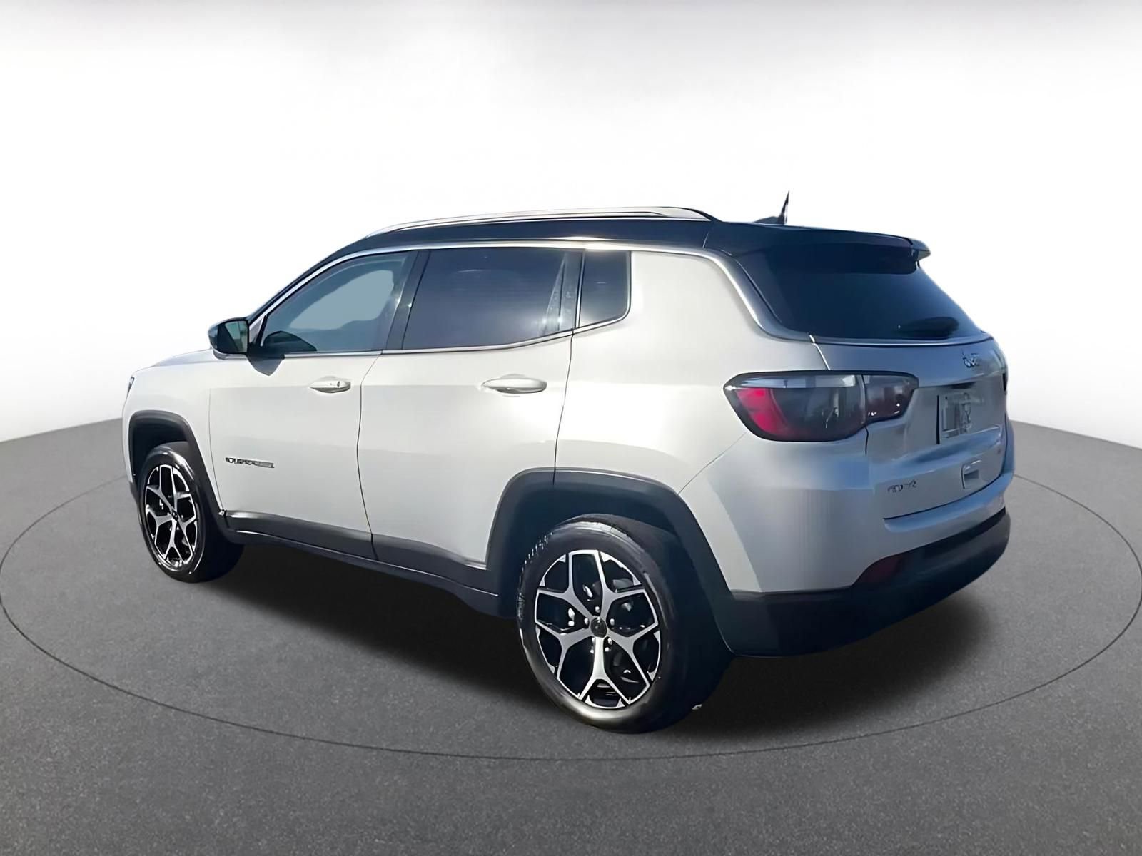 Thumbnail: 2025 Jeep Compass - 10