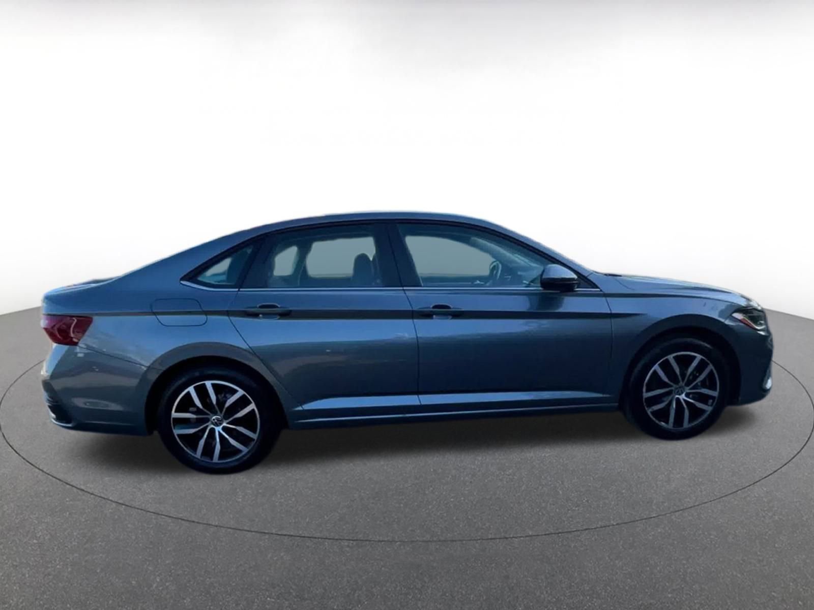 Thumbnail: 2025 Volkswagen Jetta - 16