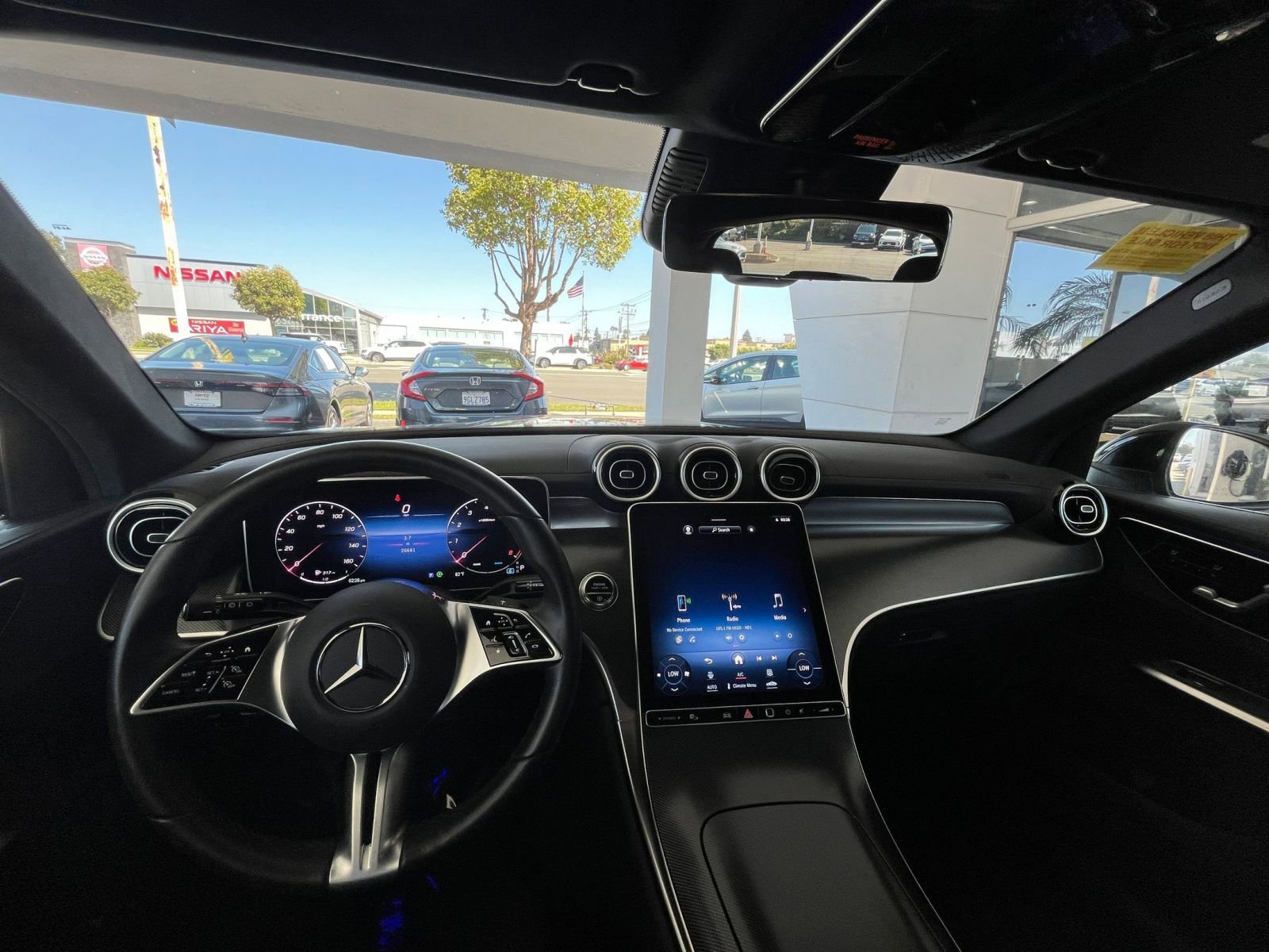 Thumbnail: 2024 Mercedes-Benz GLC - 33