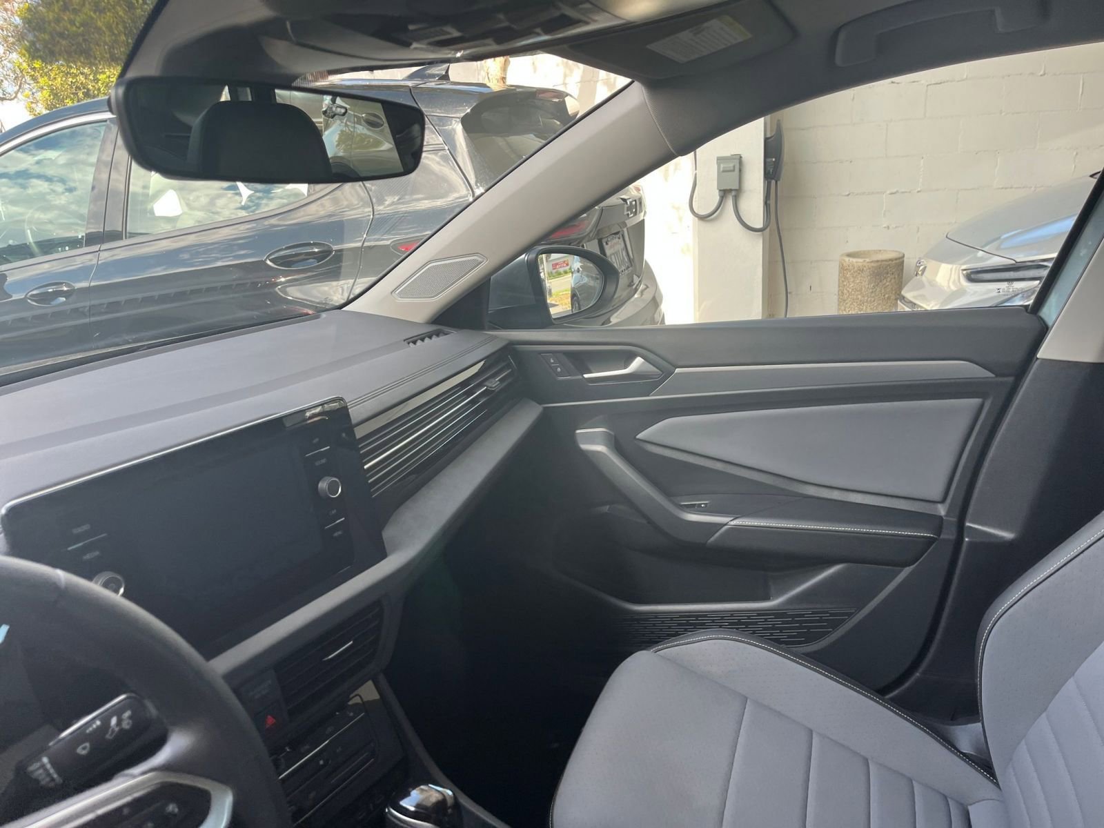 Thumbnail: 2025 Volkswagen Jetta - 35