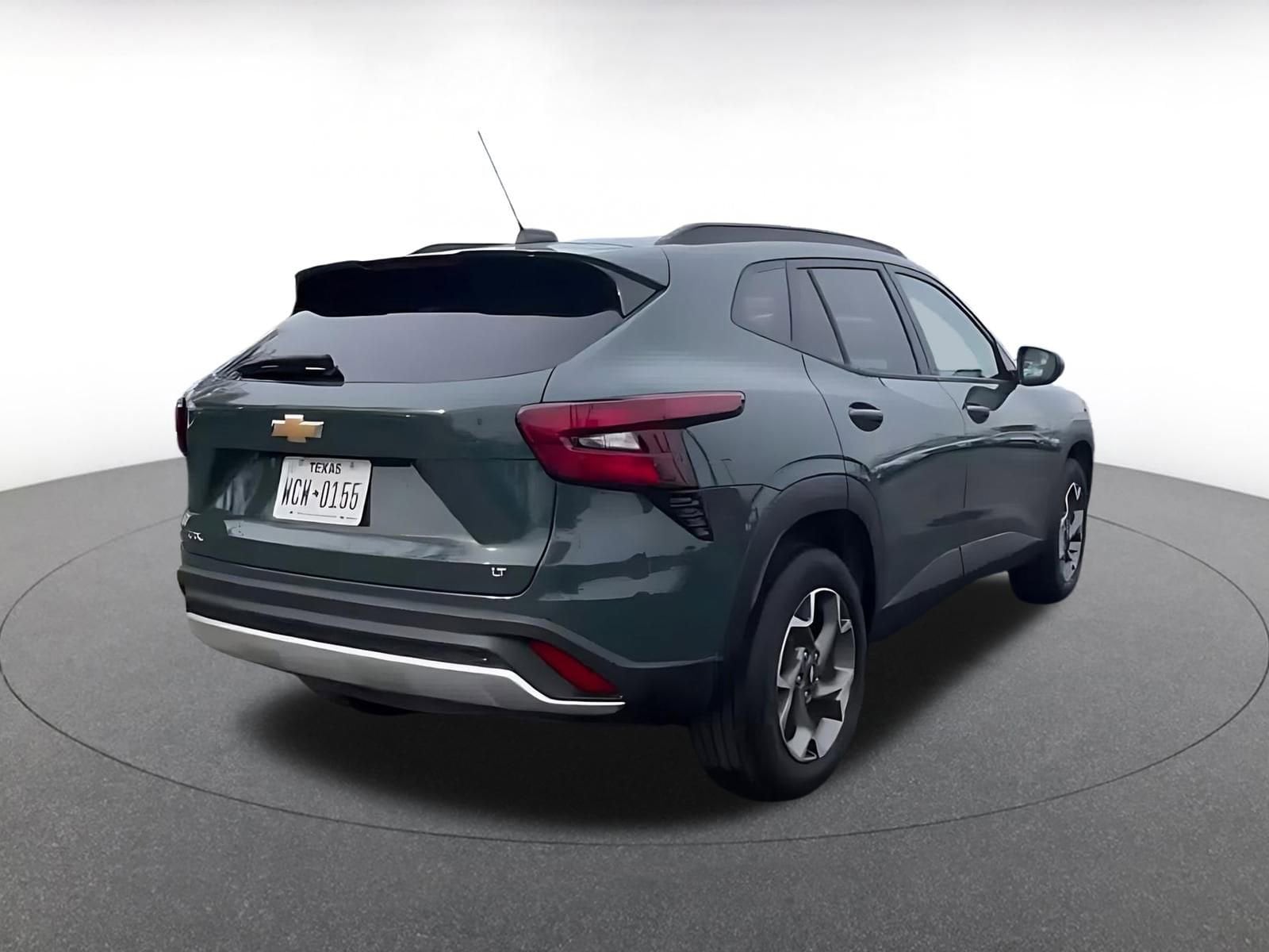 Thumbnail: 2025 Chevrolet Trax - 15