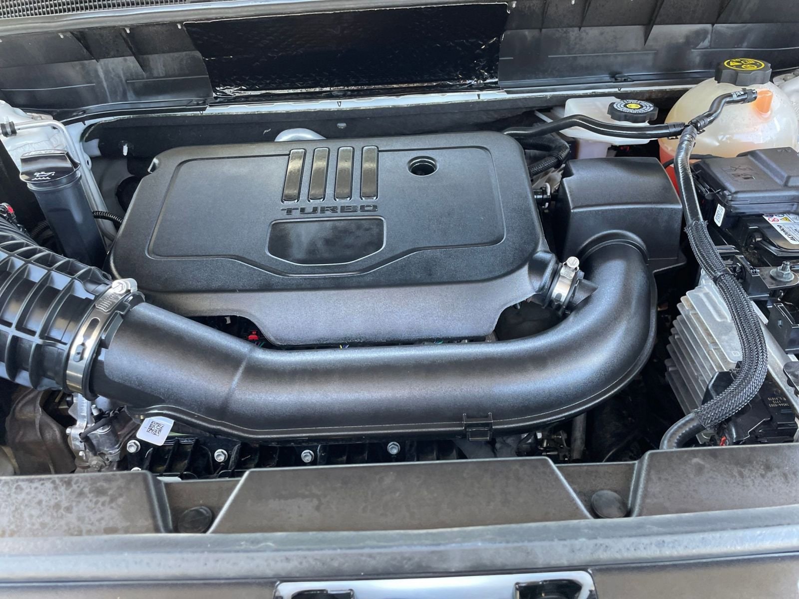 2023 GMC Acadia SLT 27