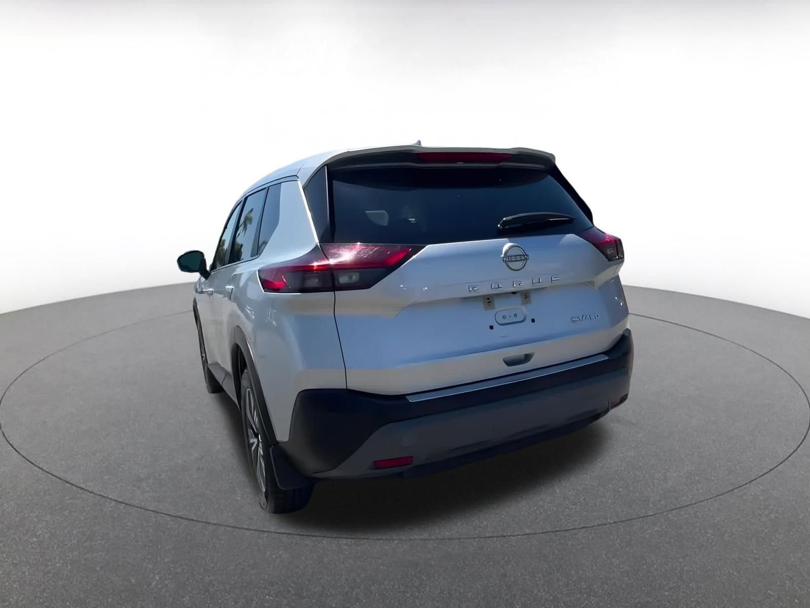 Thumbnail: 2023 Nissan Rogue - 9