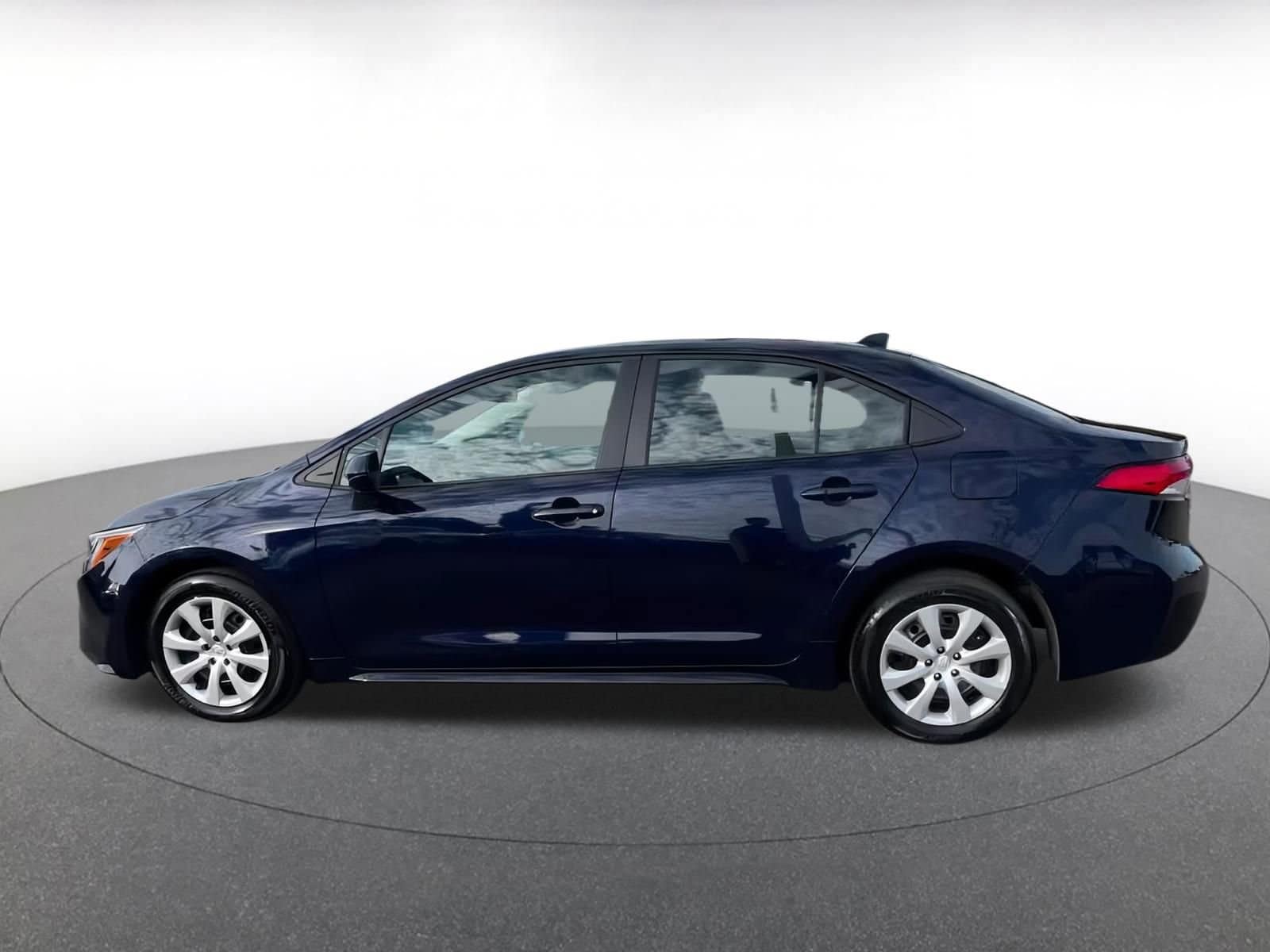 Thumbnail: 2025 Toyota Corolla - 9